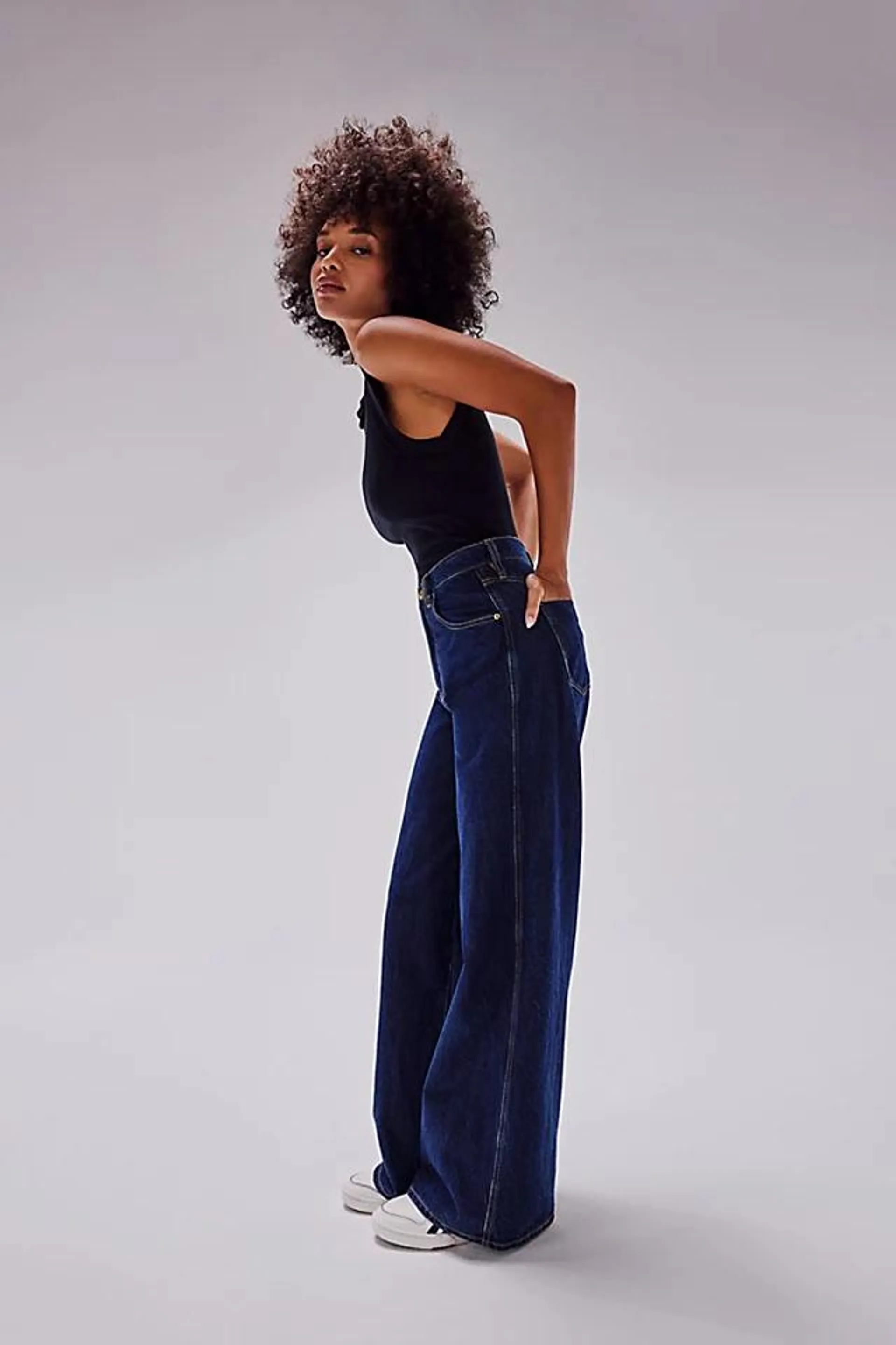 CRVY Gia Wide-Leg Jeans