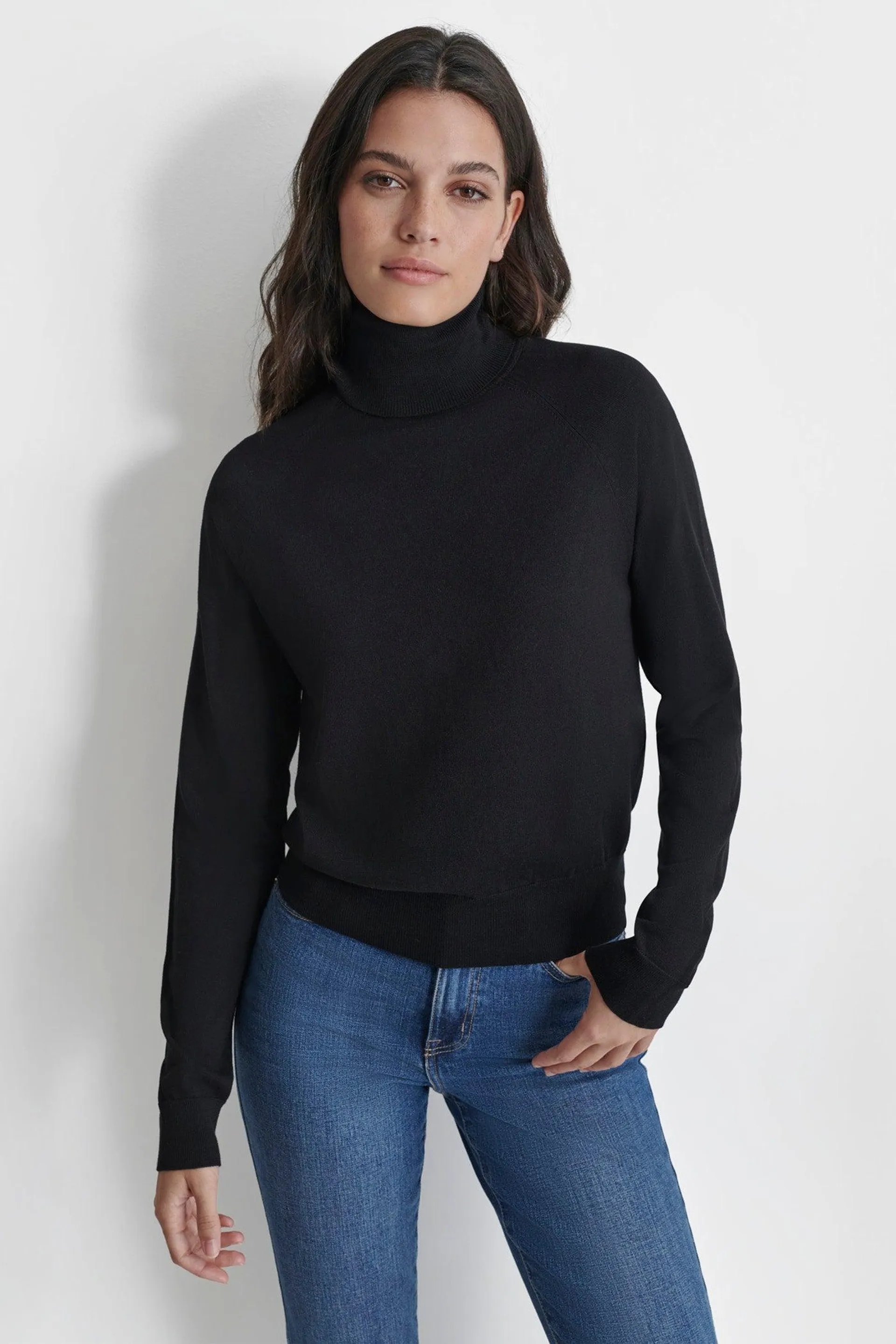 TURTLENECK SWEATER