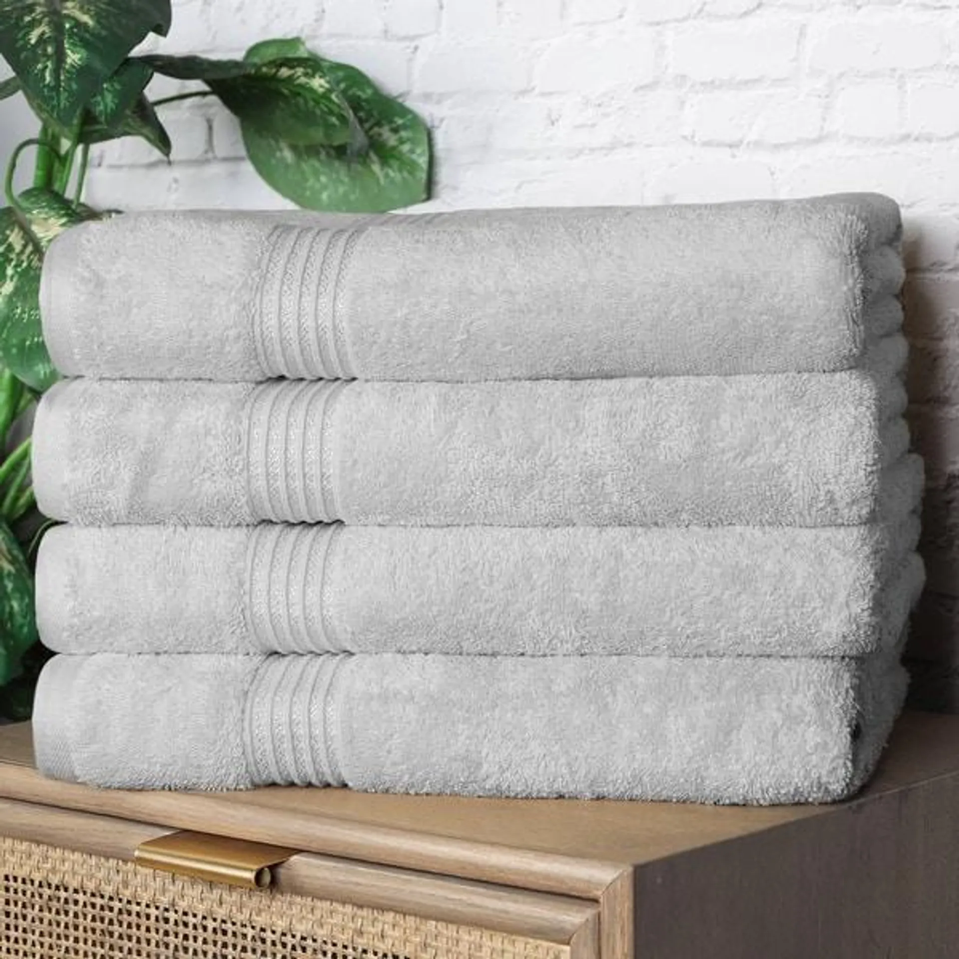 Superior Heritage Egyptian Cotton Absorbent Bath Towel Set of 4