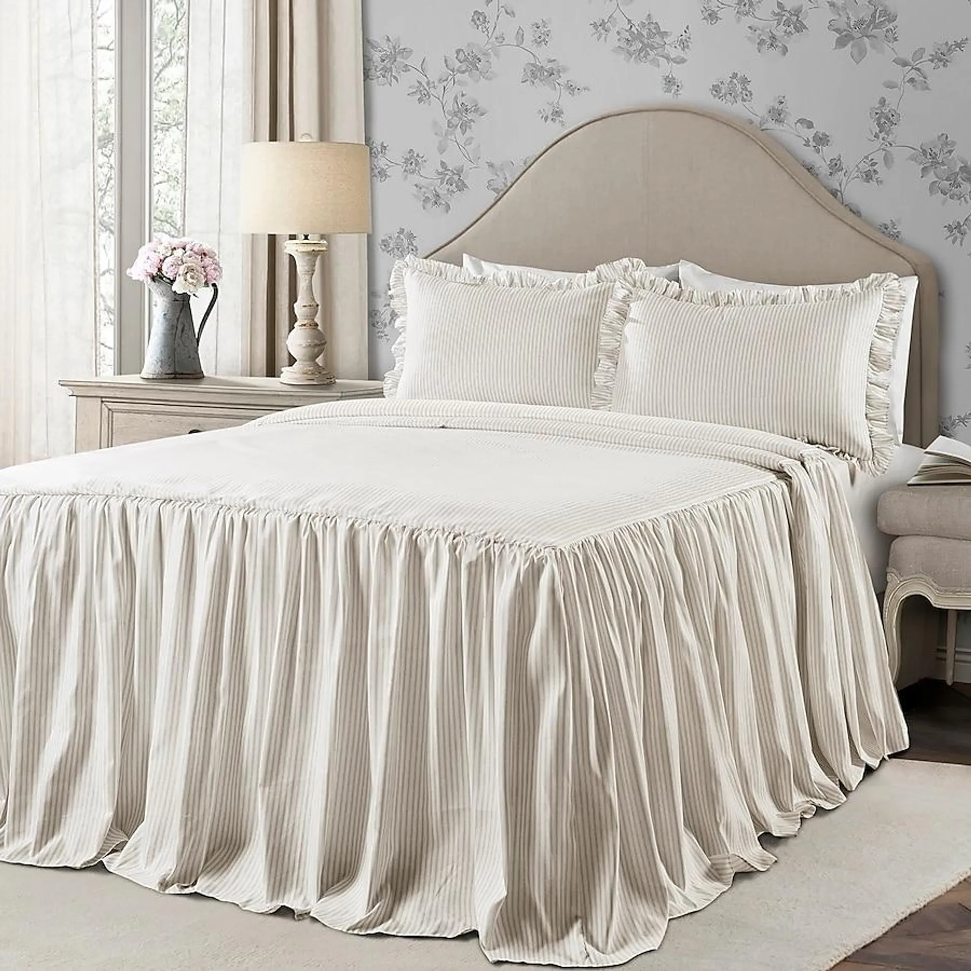 Lush Decor Wheat Stripe King Bedspread