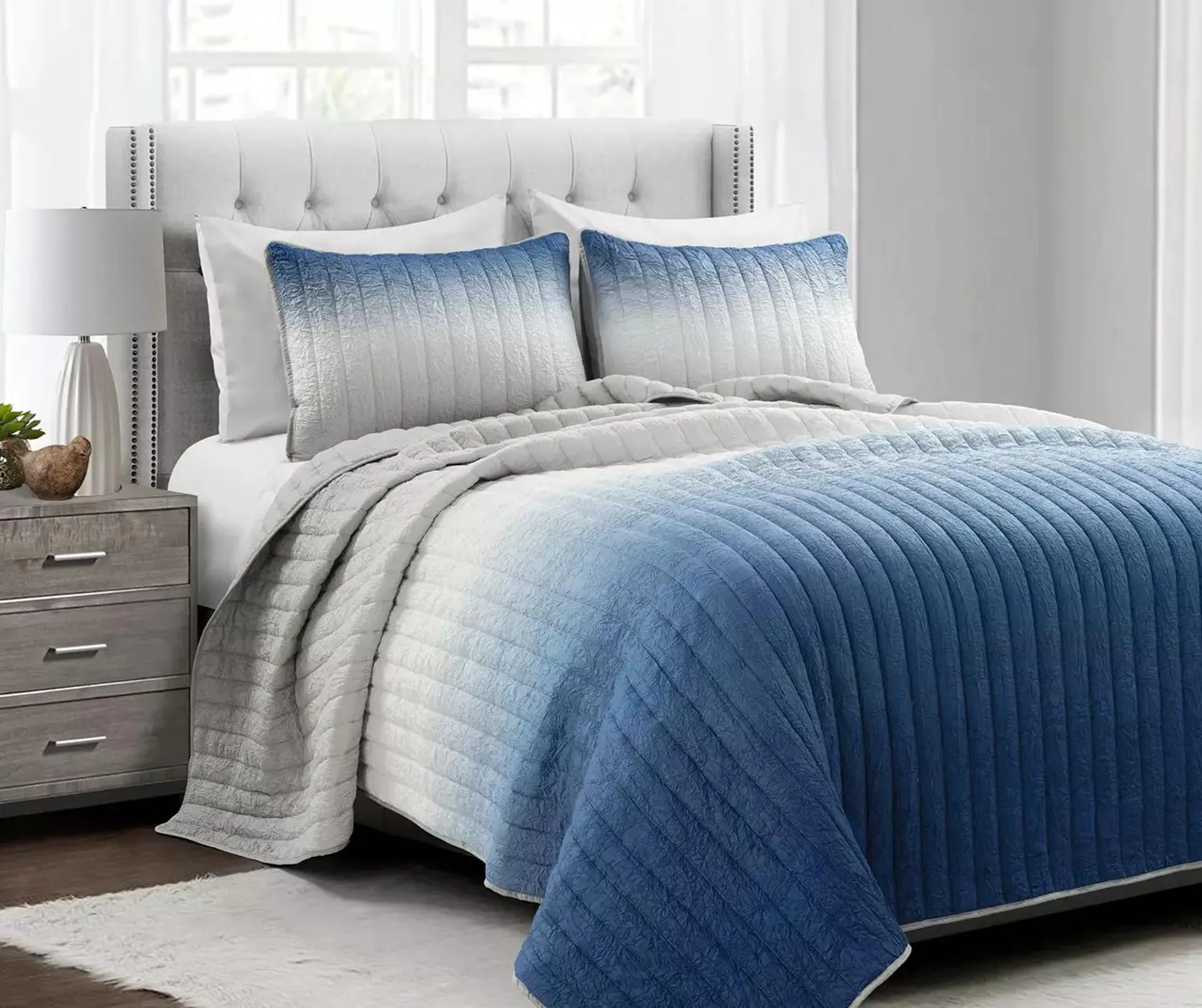 Navy & Gray Crinkle Ombre King 3-Piece Quilt Set