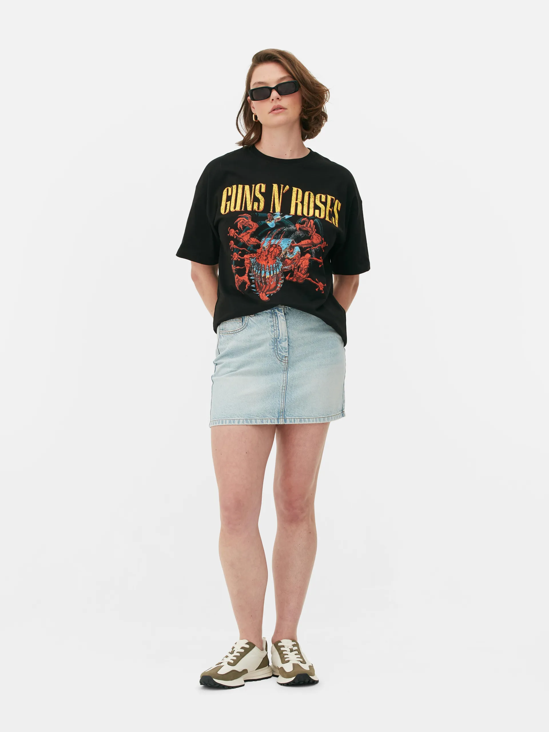 T-Shirt im Oversized-Look mit „Guns N’ Roses“ Grafik