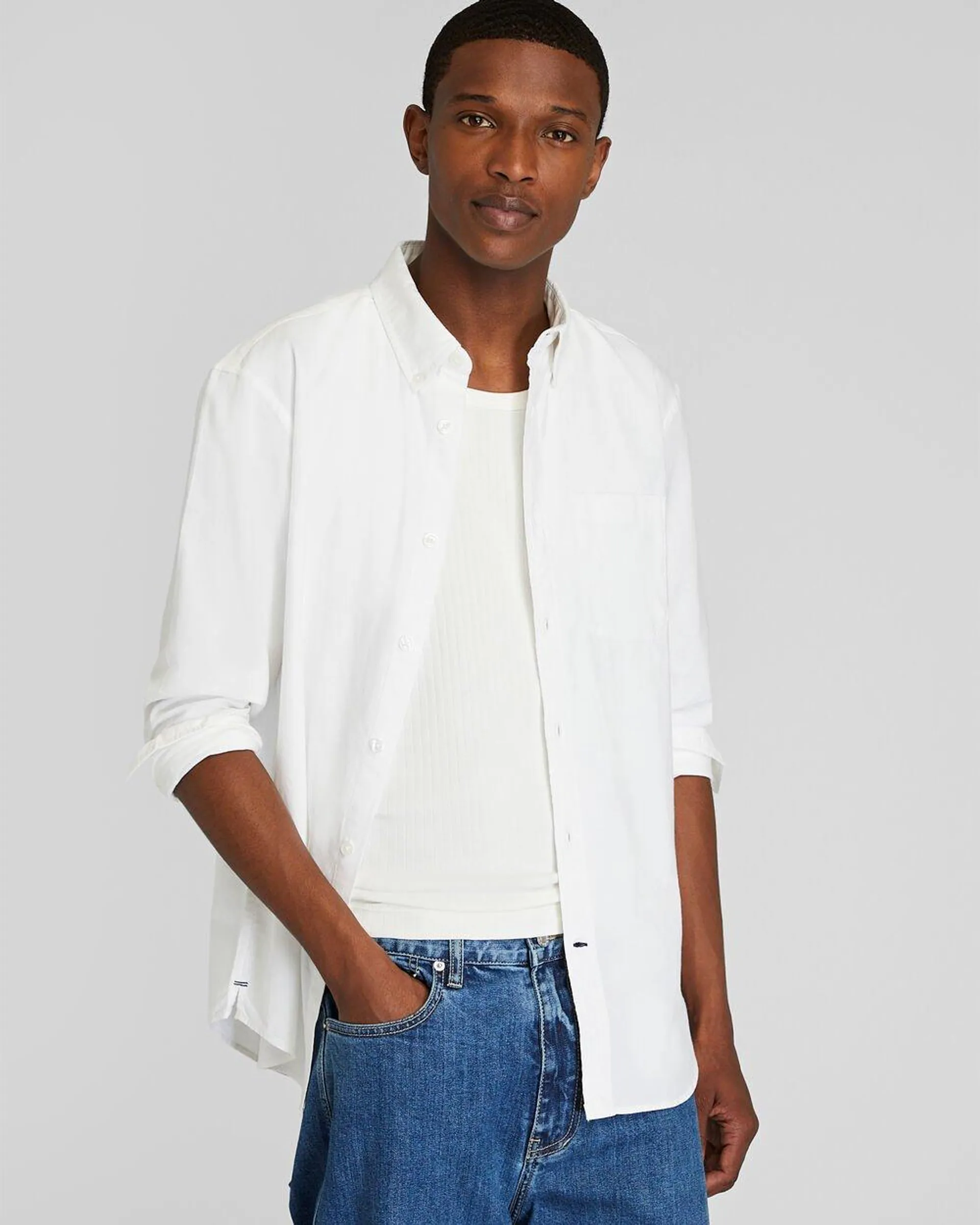 Slim Lightweight Oxford Shirt