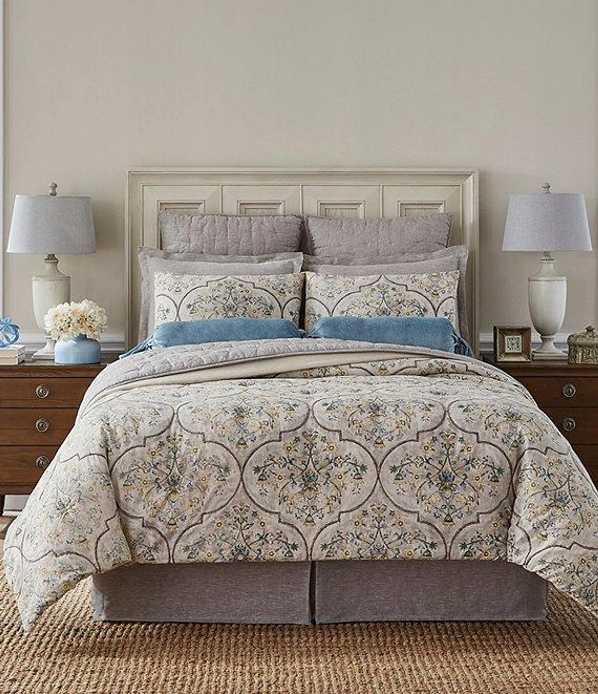 Ingram Embroidered Cotton & Linen Comforter Mini Set