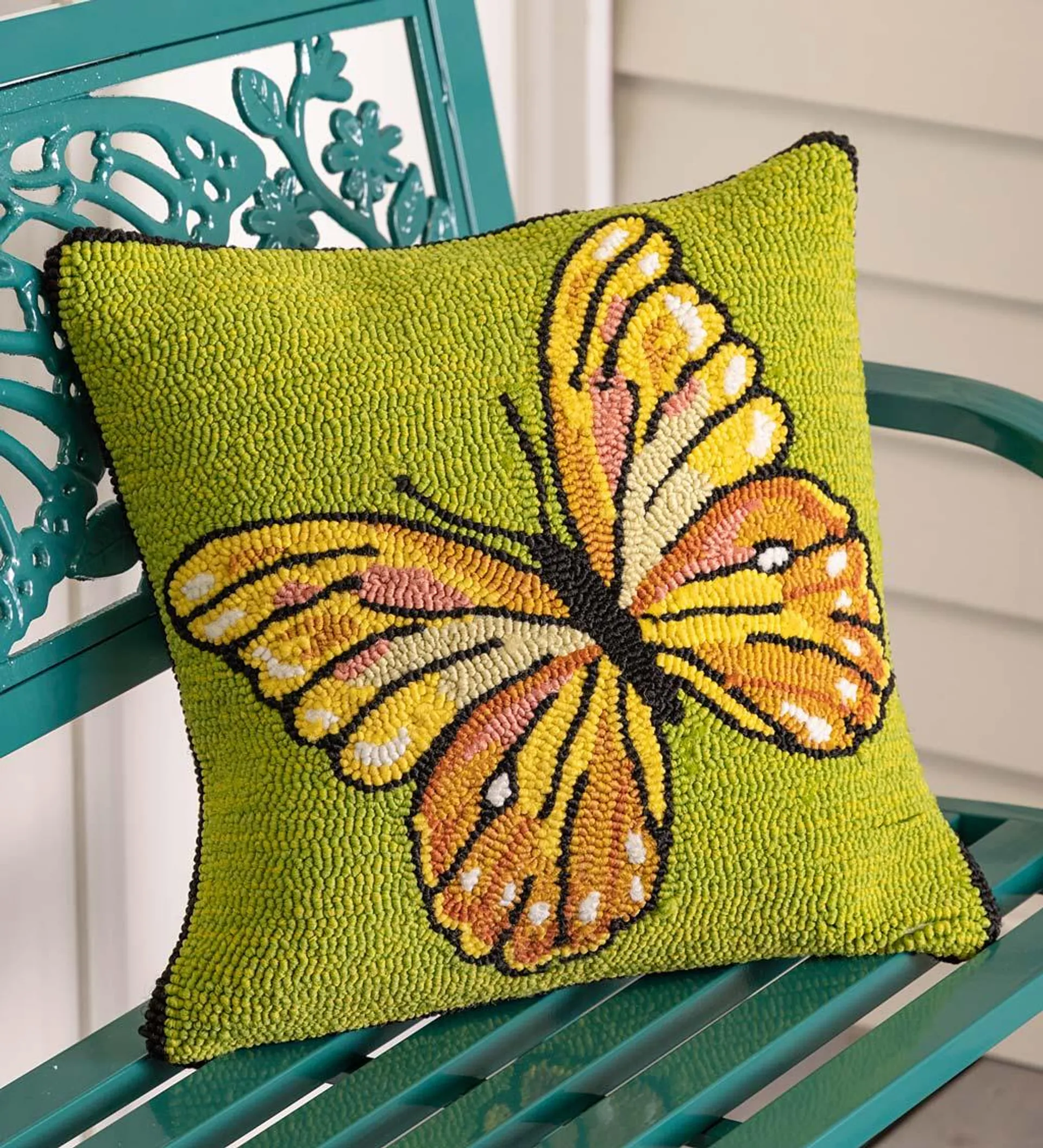 Indoor/Outdoor Green Butterfly Hand Hooked Polypropylene Throw Pillow