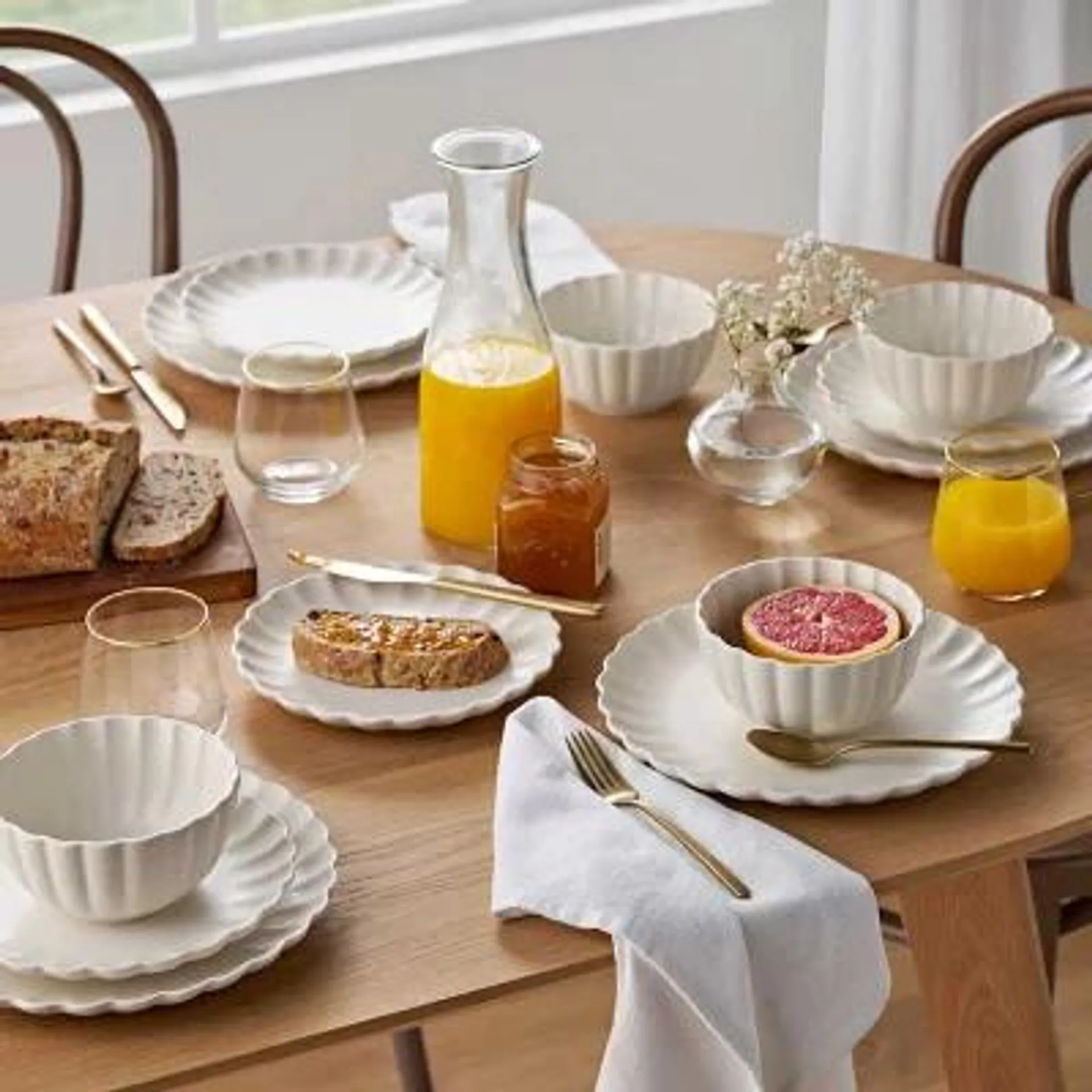 Member's Mark 12-Piece Scallop Dinnerware Set, Choose Color