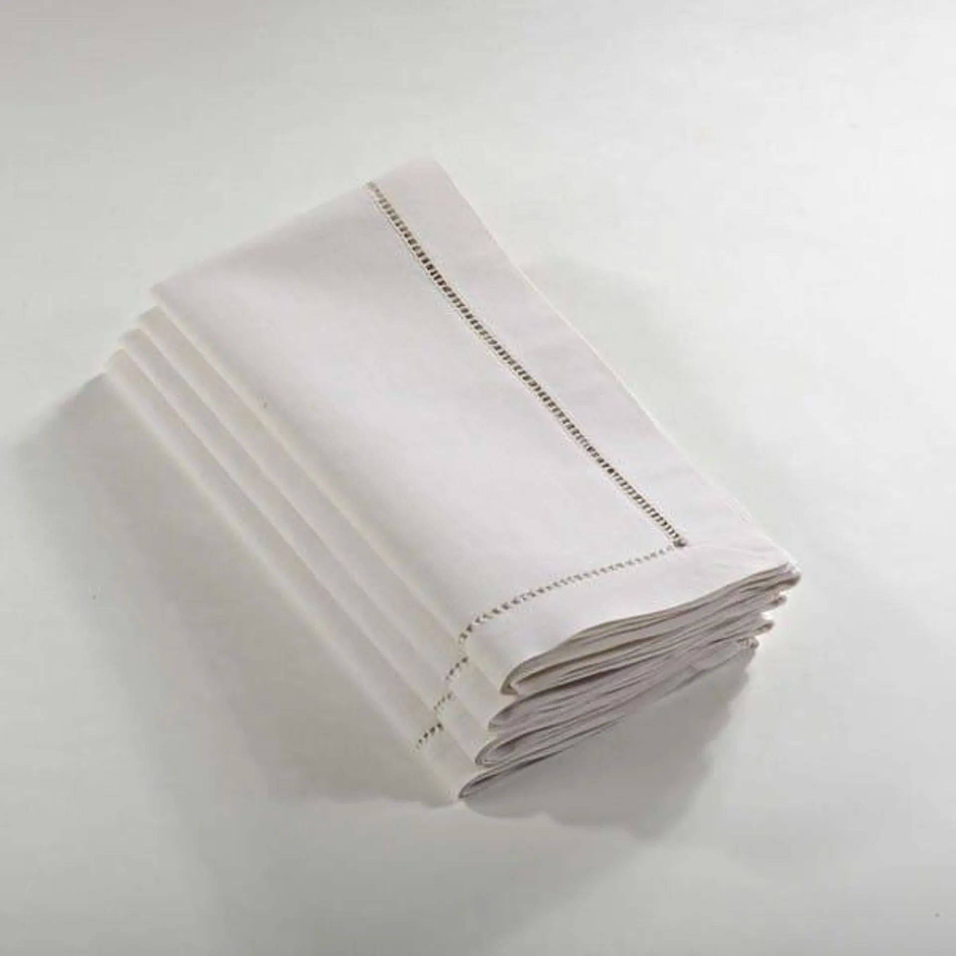 Hemstitched Dinner Napkin (Set of 4)