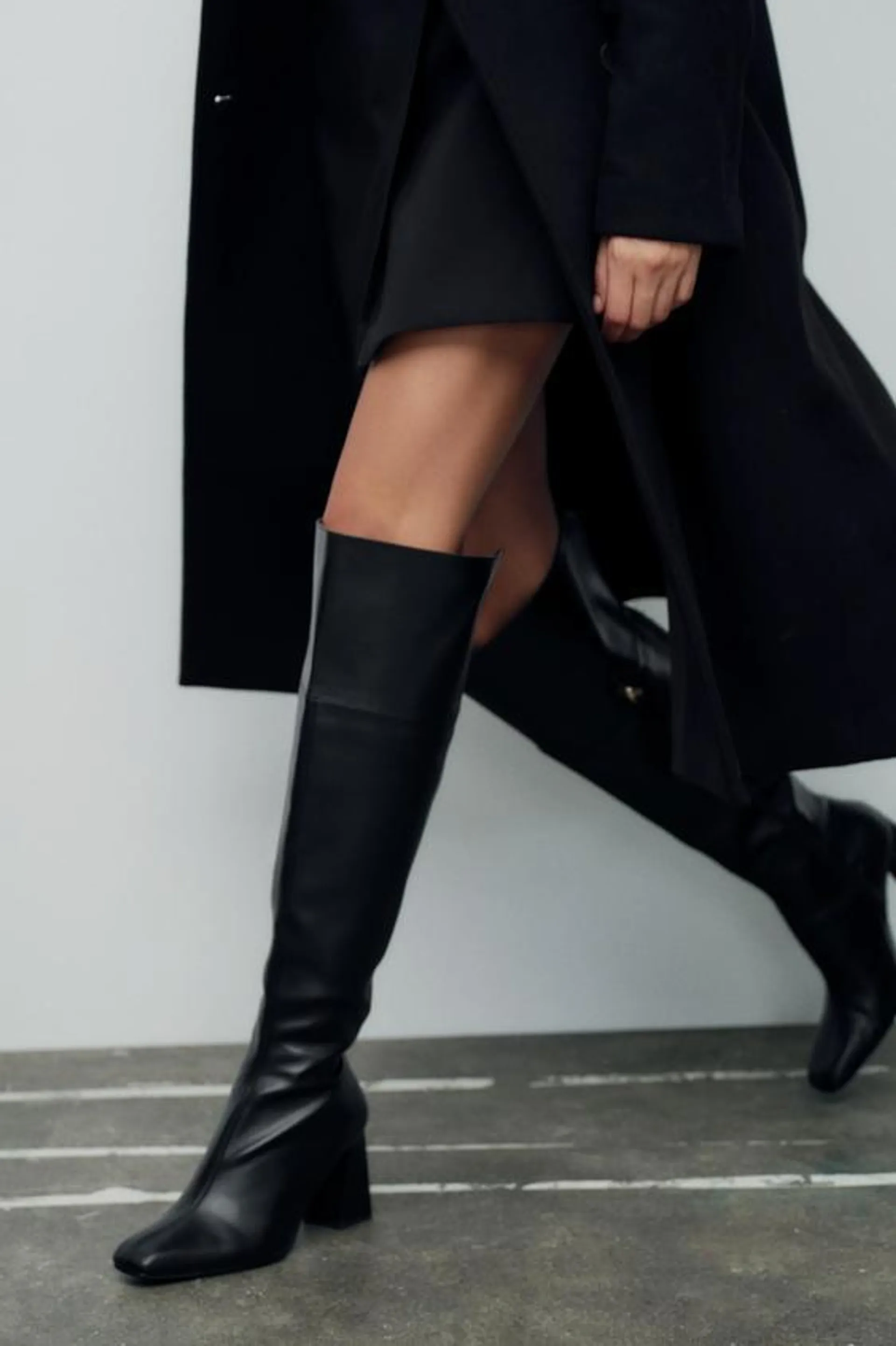 OVER-THE-KNEE HEELED BOOTS