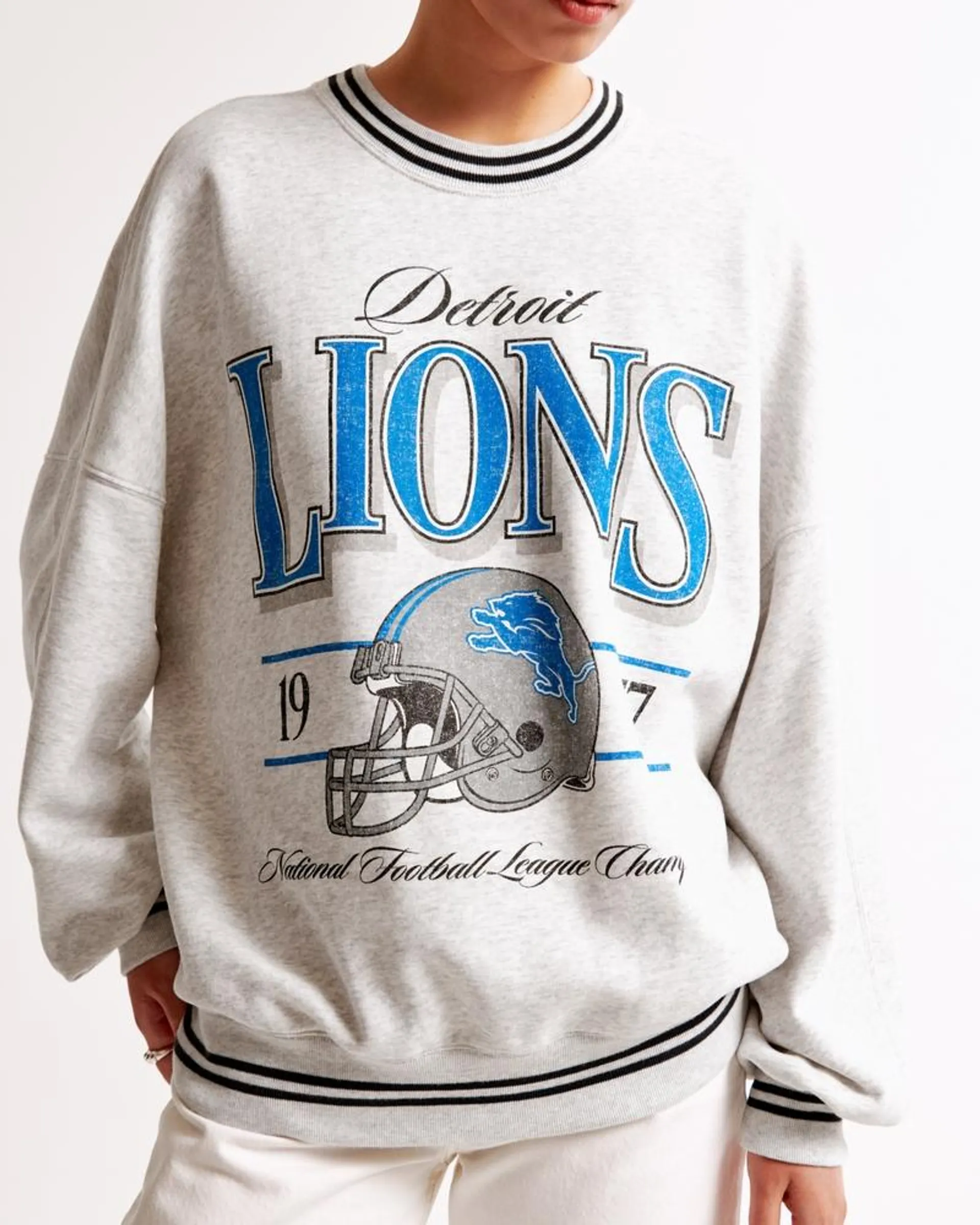 Detroit Lions Graphic Oversized Sunday Crew