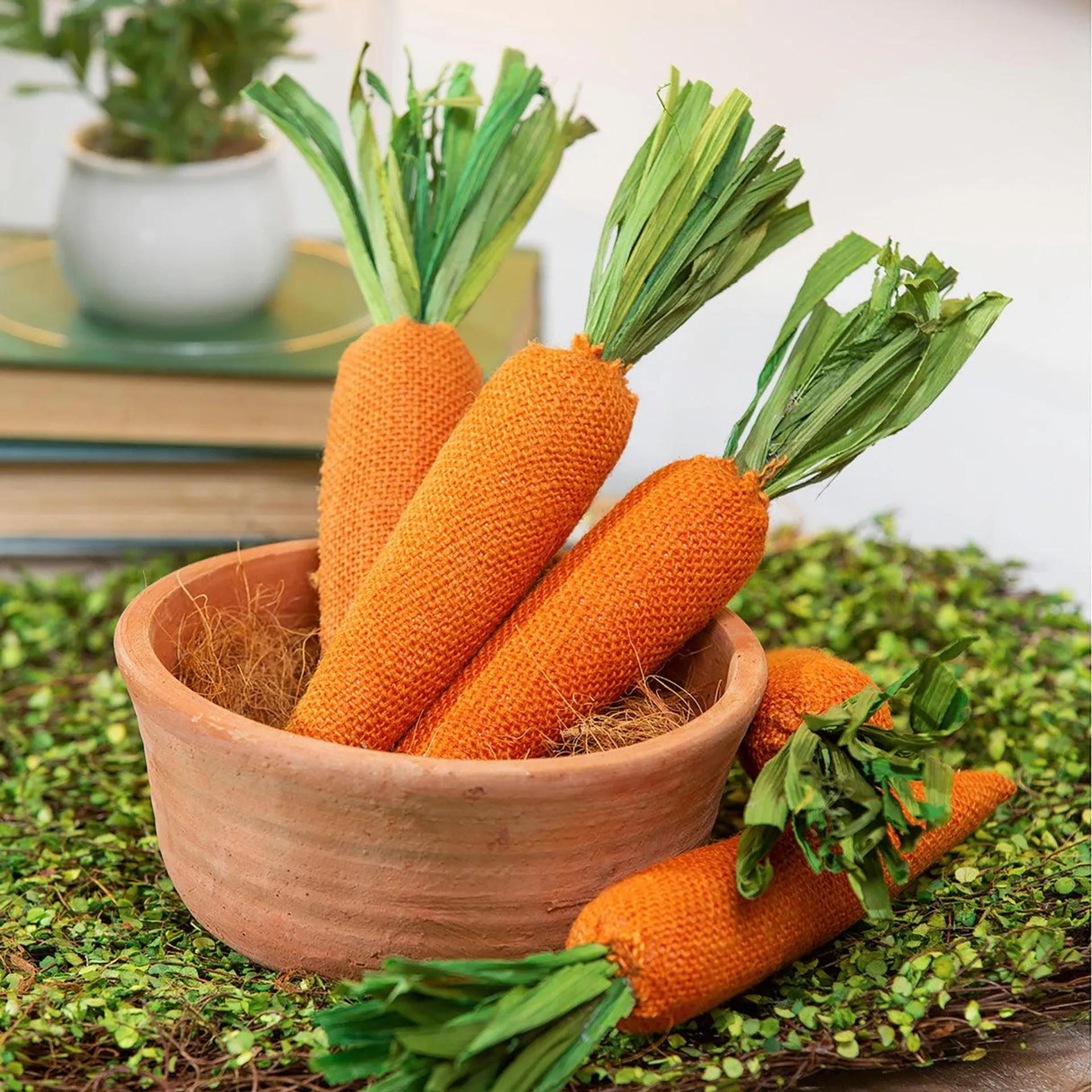 Artificial Carrot Table Décor in Gift Box, Set of 5