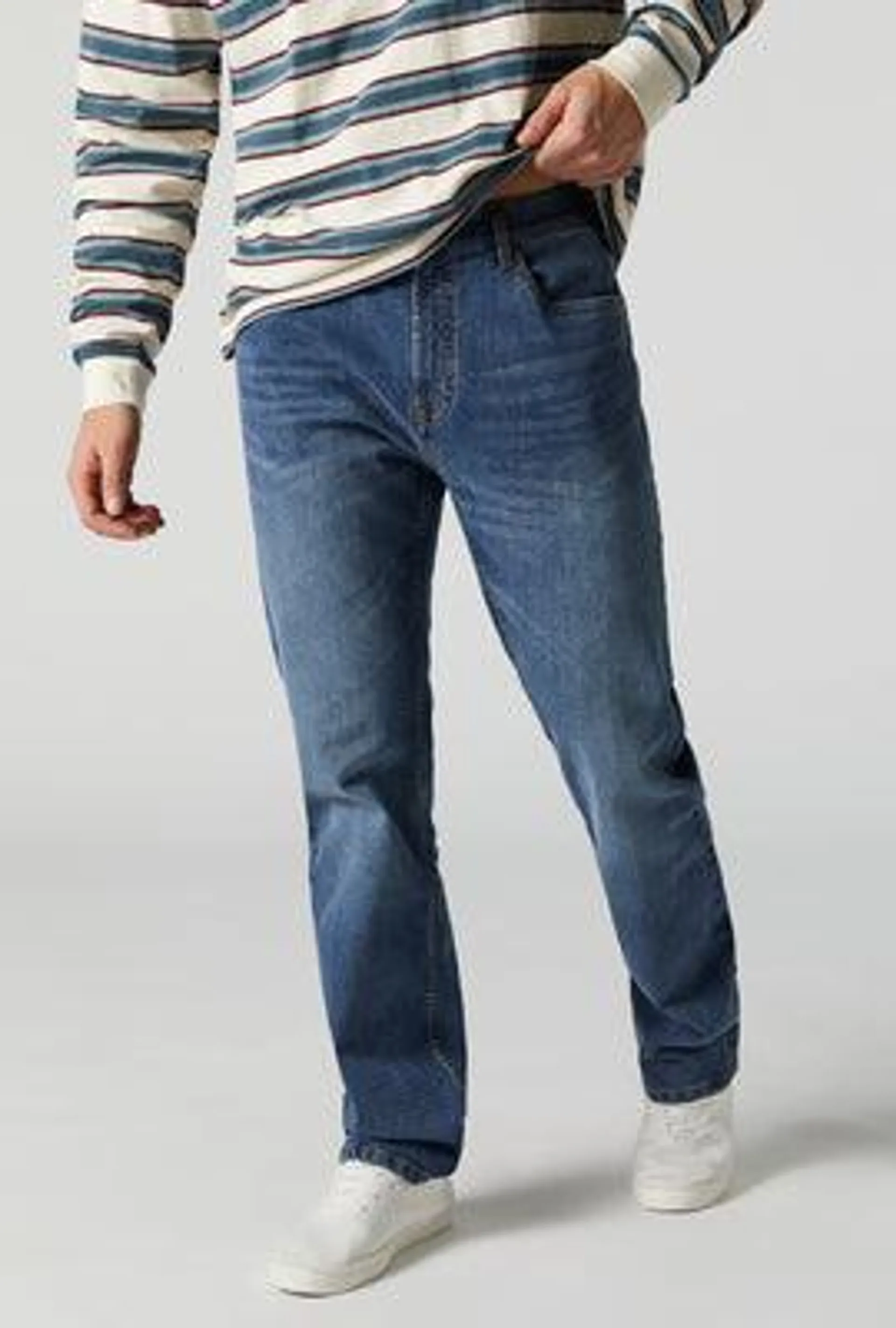 Medium Wash Regular Jean