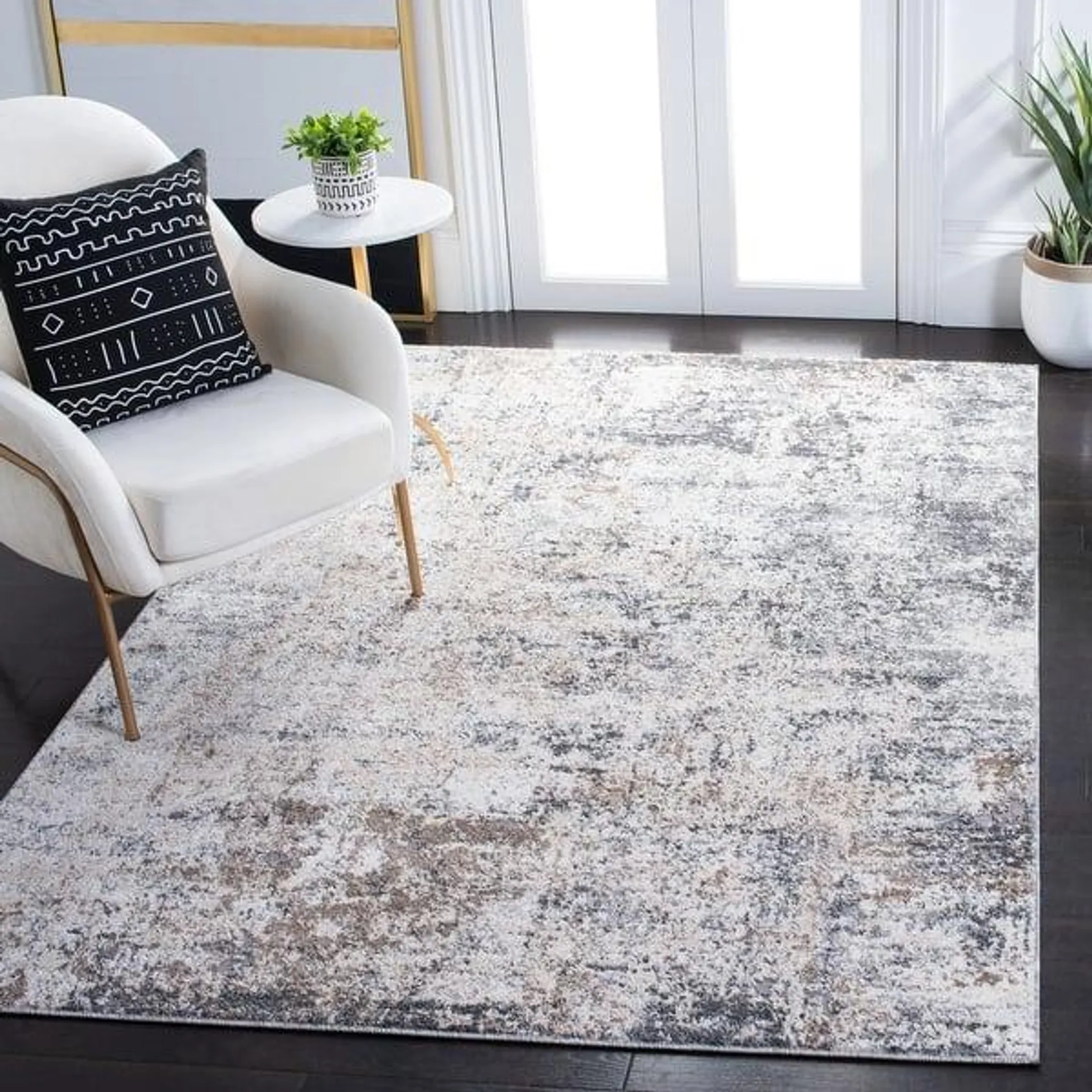 SAFAVIEH Aston Tamaki Modern Abstract Rug