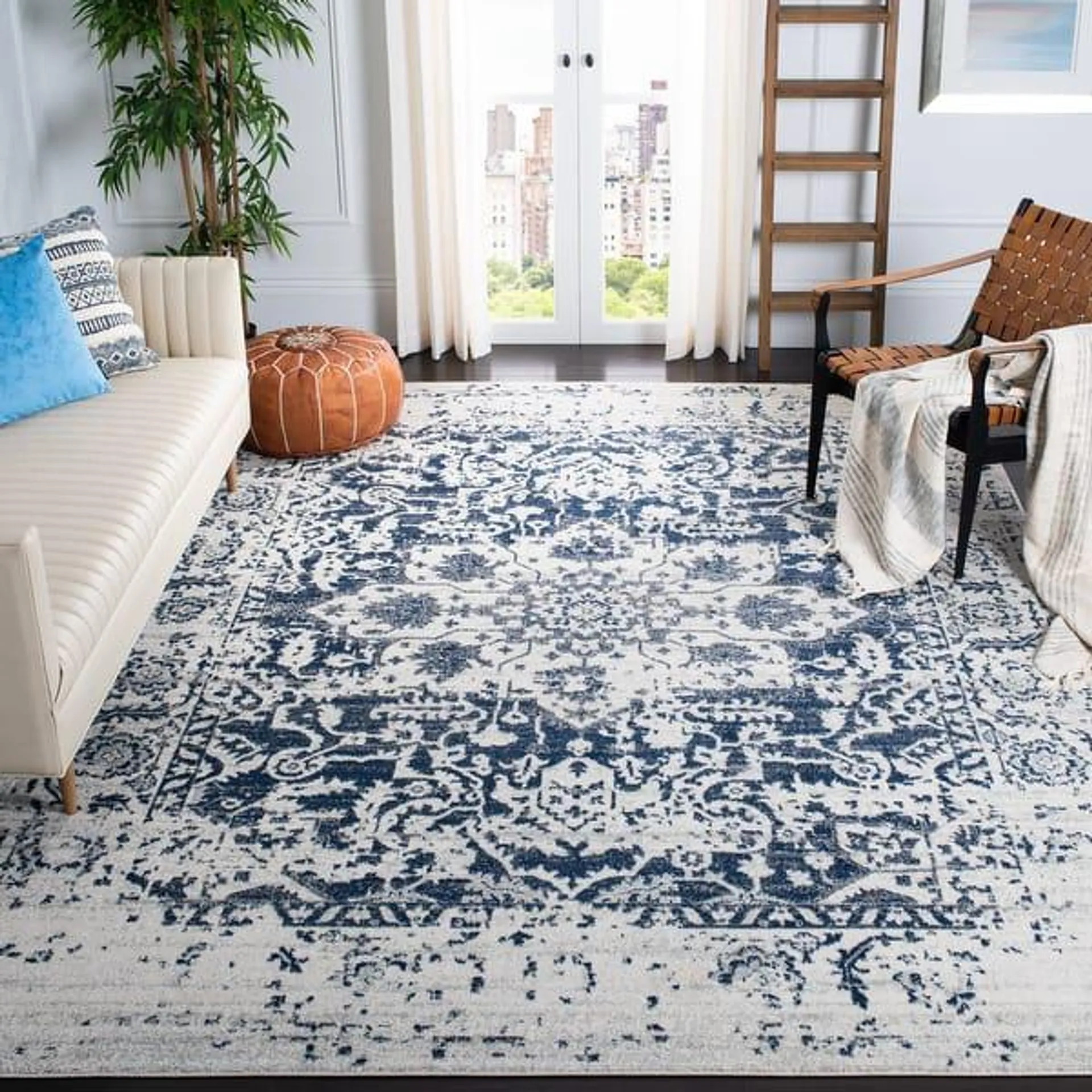 SAFAVIEH Madison Snowflake Medallion Rustic Farmhouse Distressed Rug