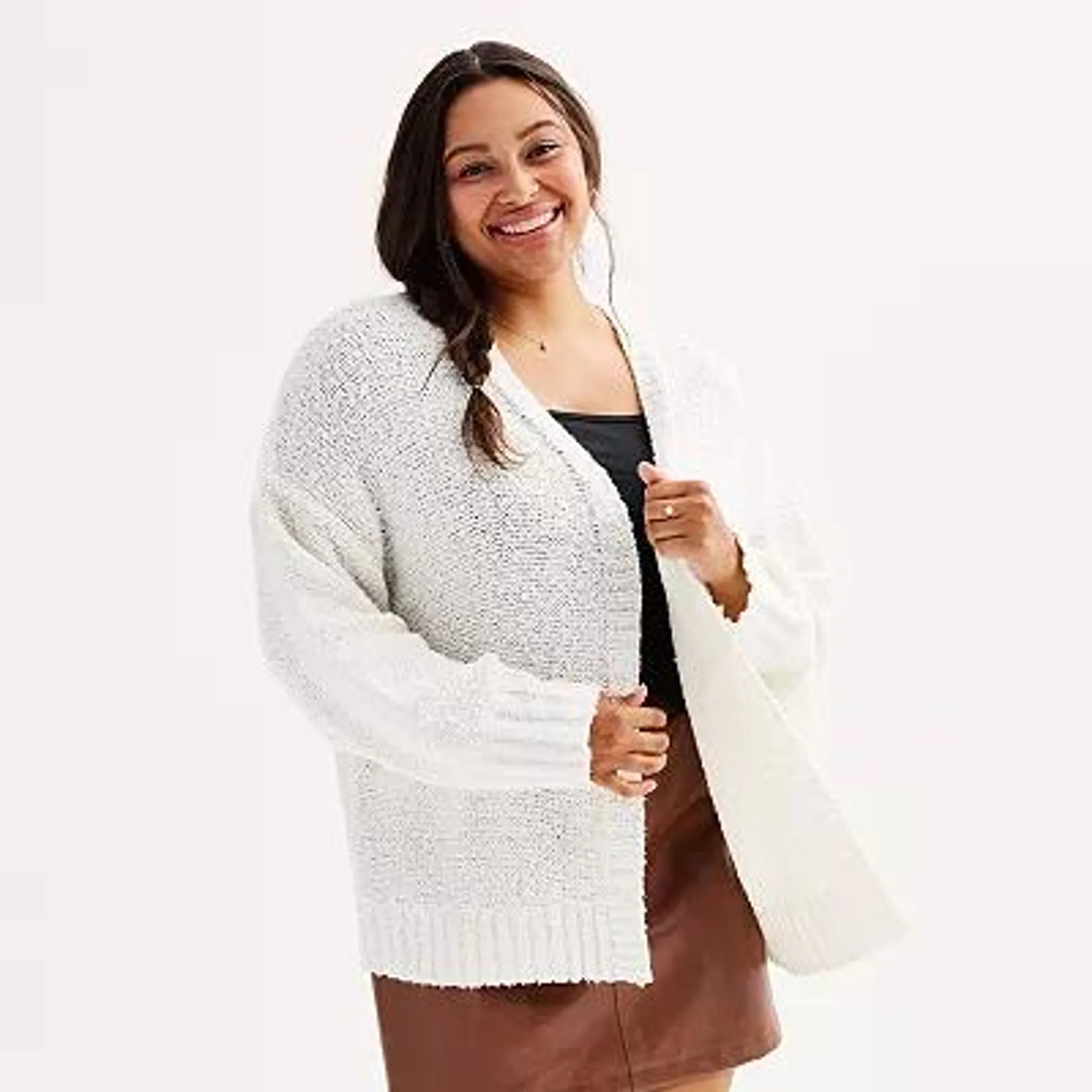 Juniors' Plus Size SO® Long Sleeve Open Front Cardigan