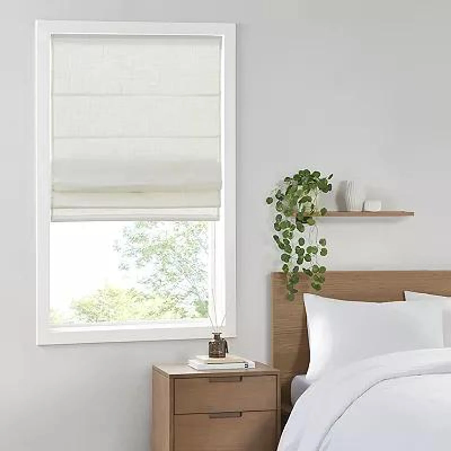 Madison Park Suvi Linen Blend Textured Light Filtering Cordless Roman Shade