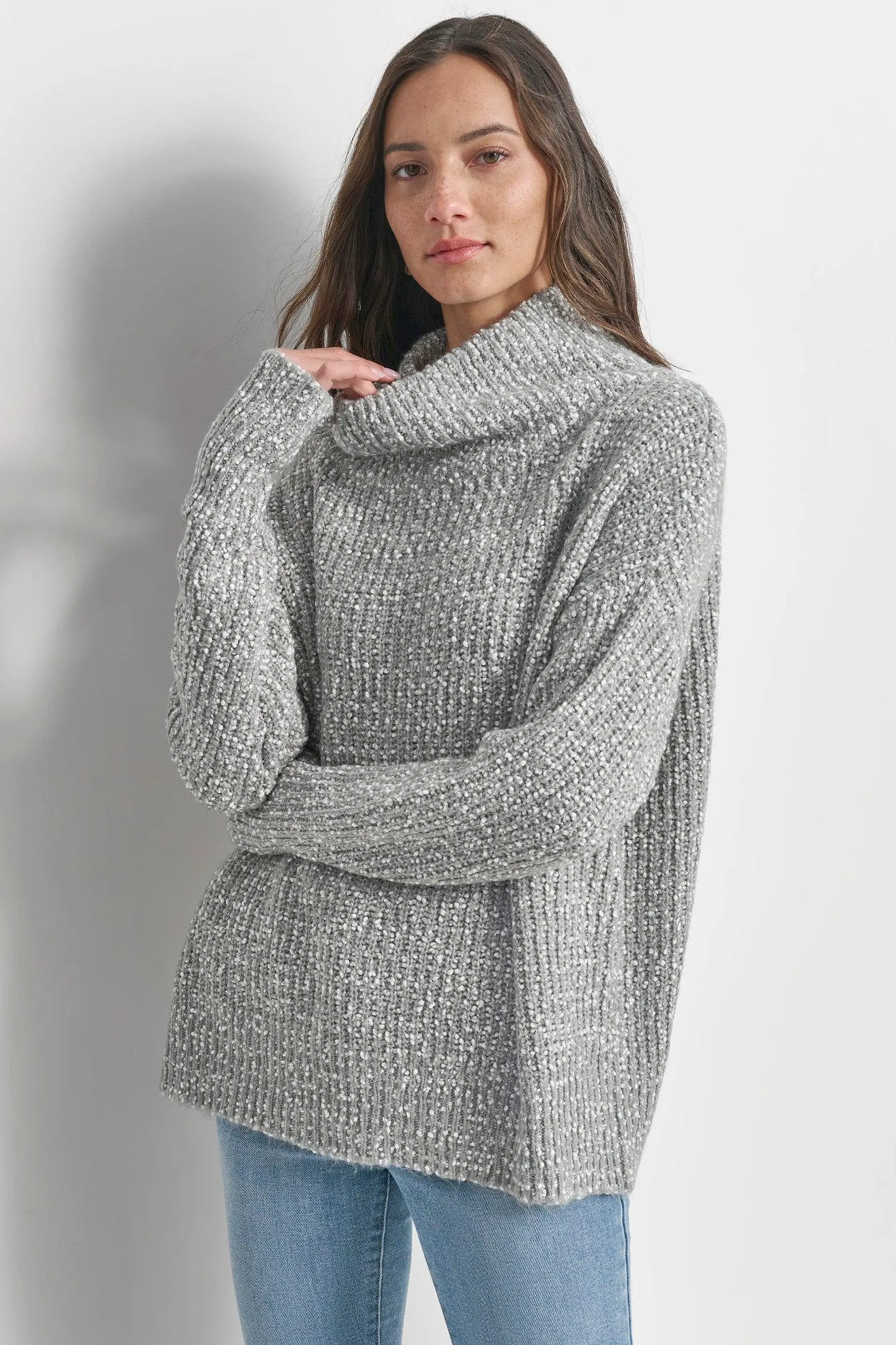 BOUCLE OVERSIZED SWEATER