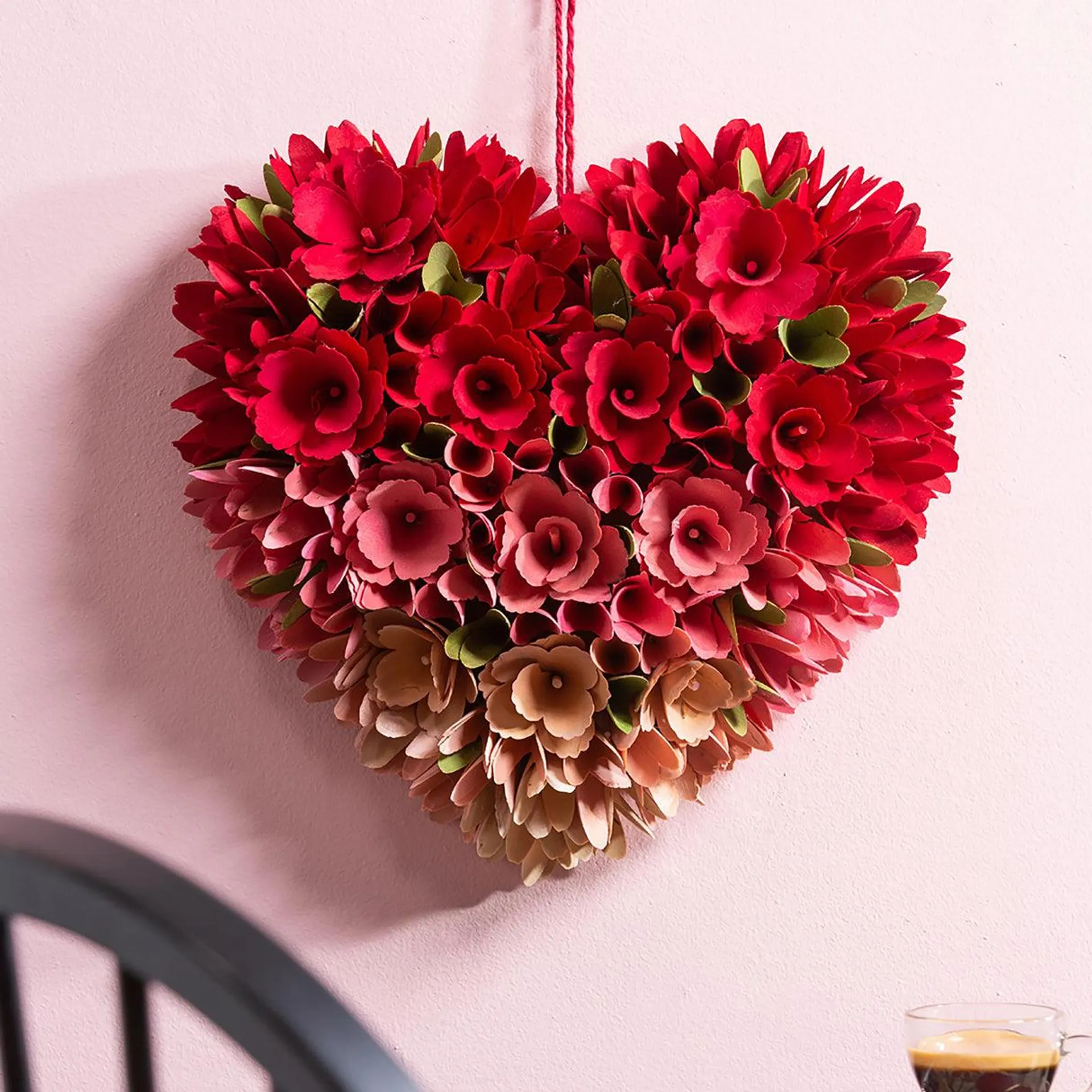 Ombre Floral Heart Hanging Décor