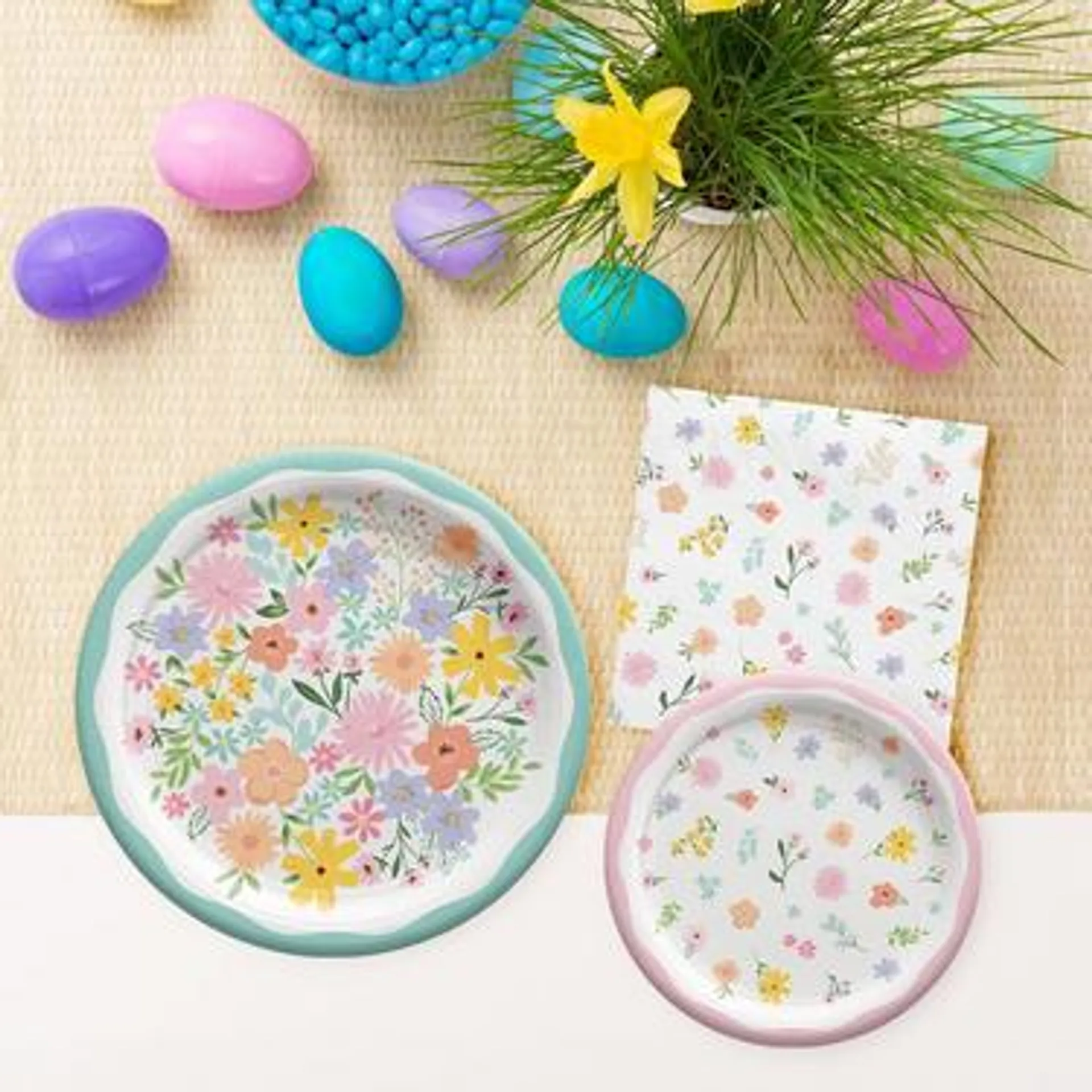 Springtime Blooms Paper Dinner Plates, 10.5in, 8ct