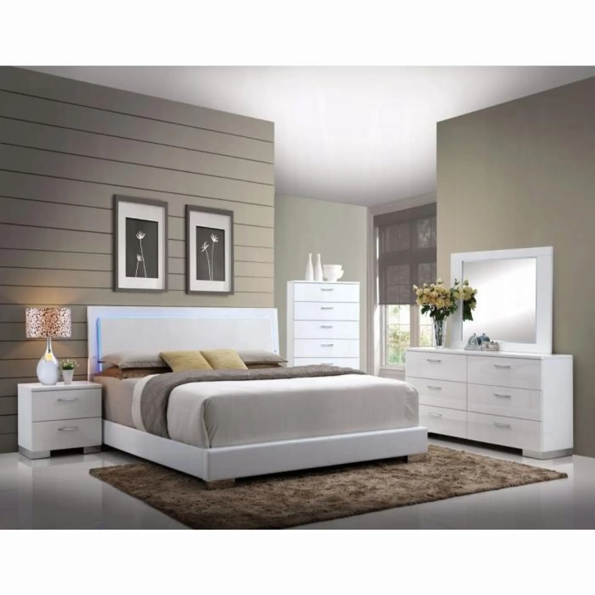 Lorimar Queen Bed W/Led