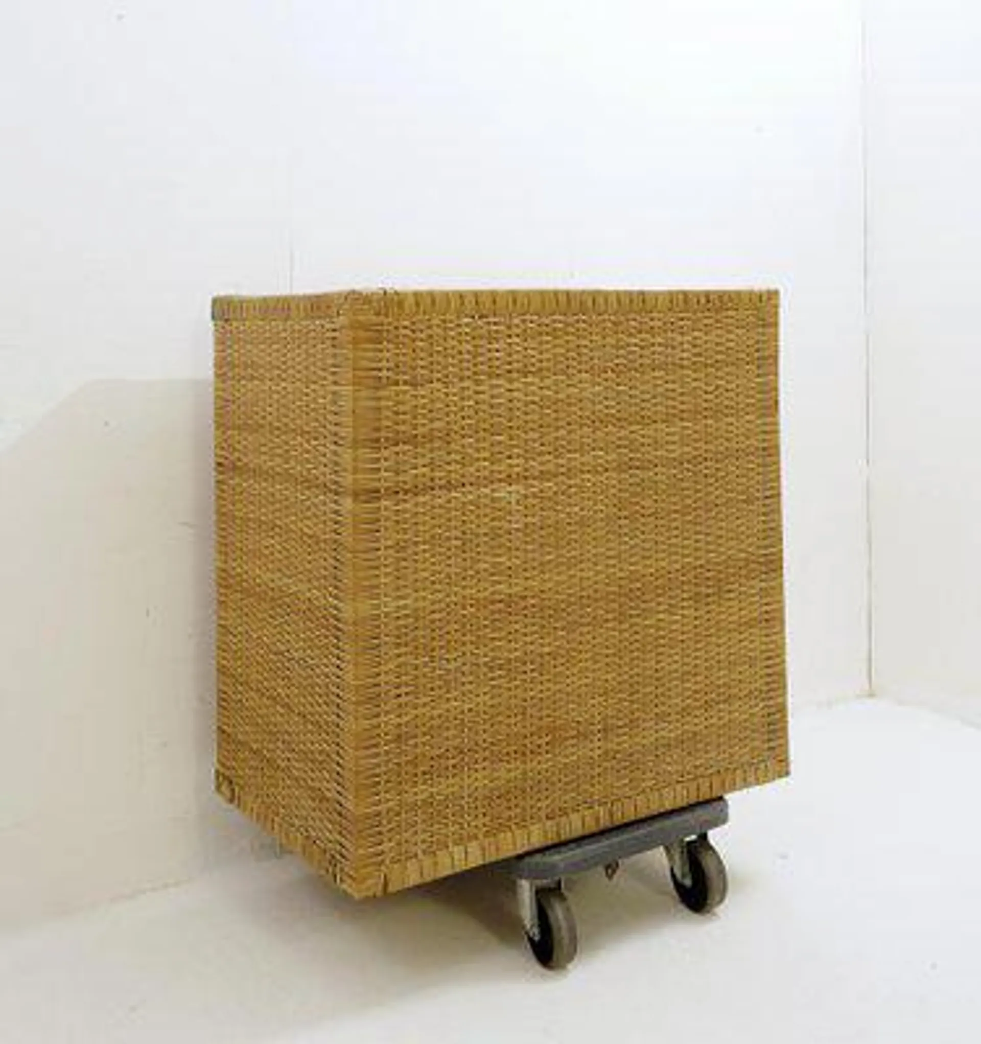 Mid-Century Modern Rattan Chest of Drawers, 1960s