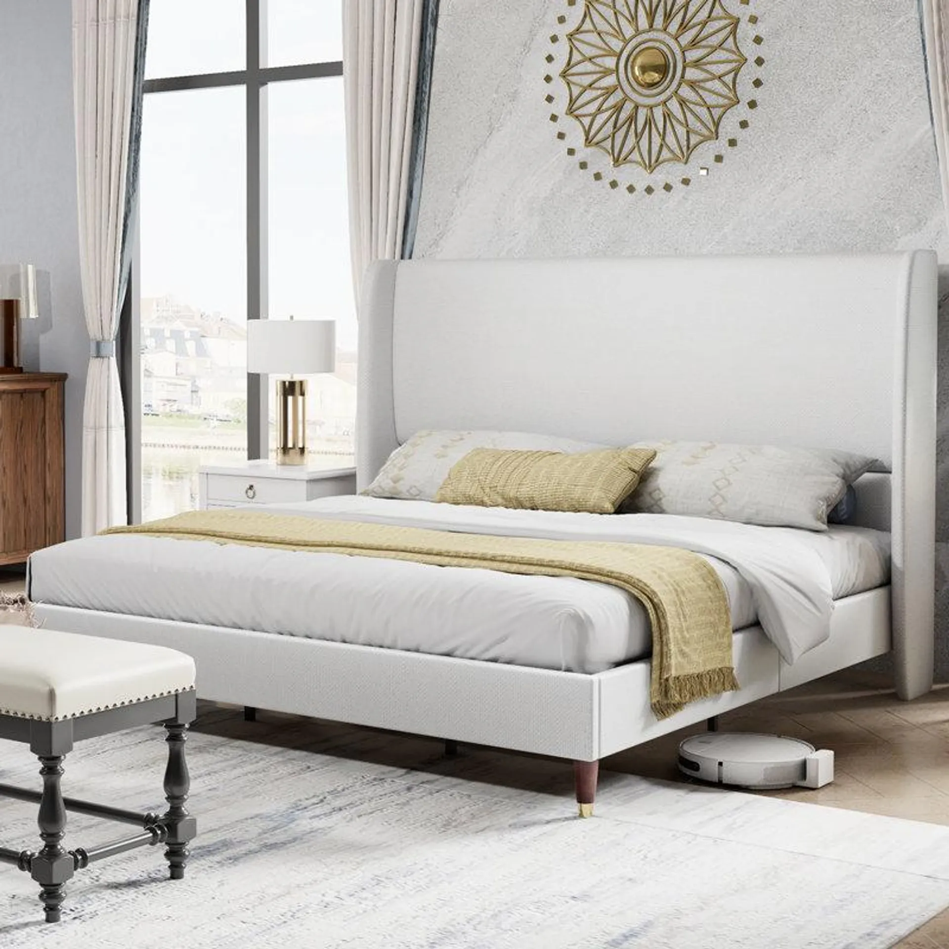 Belo Upholstered Platform Bed