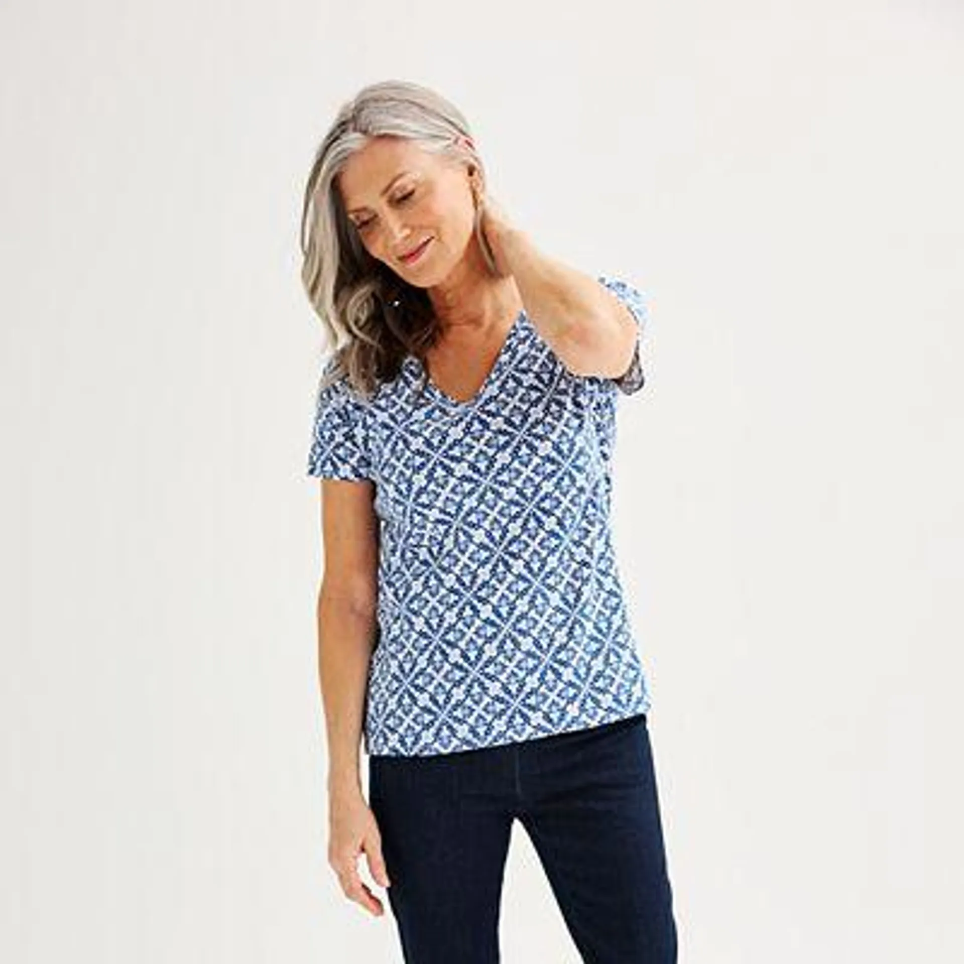 Women's Croft & Barrow® Essential V-Neck Tee