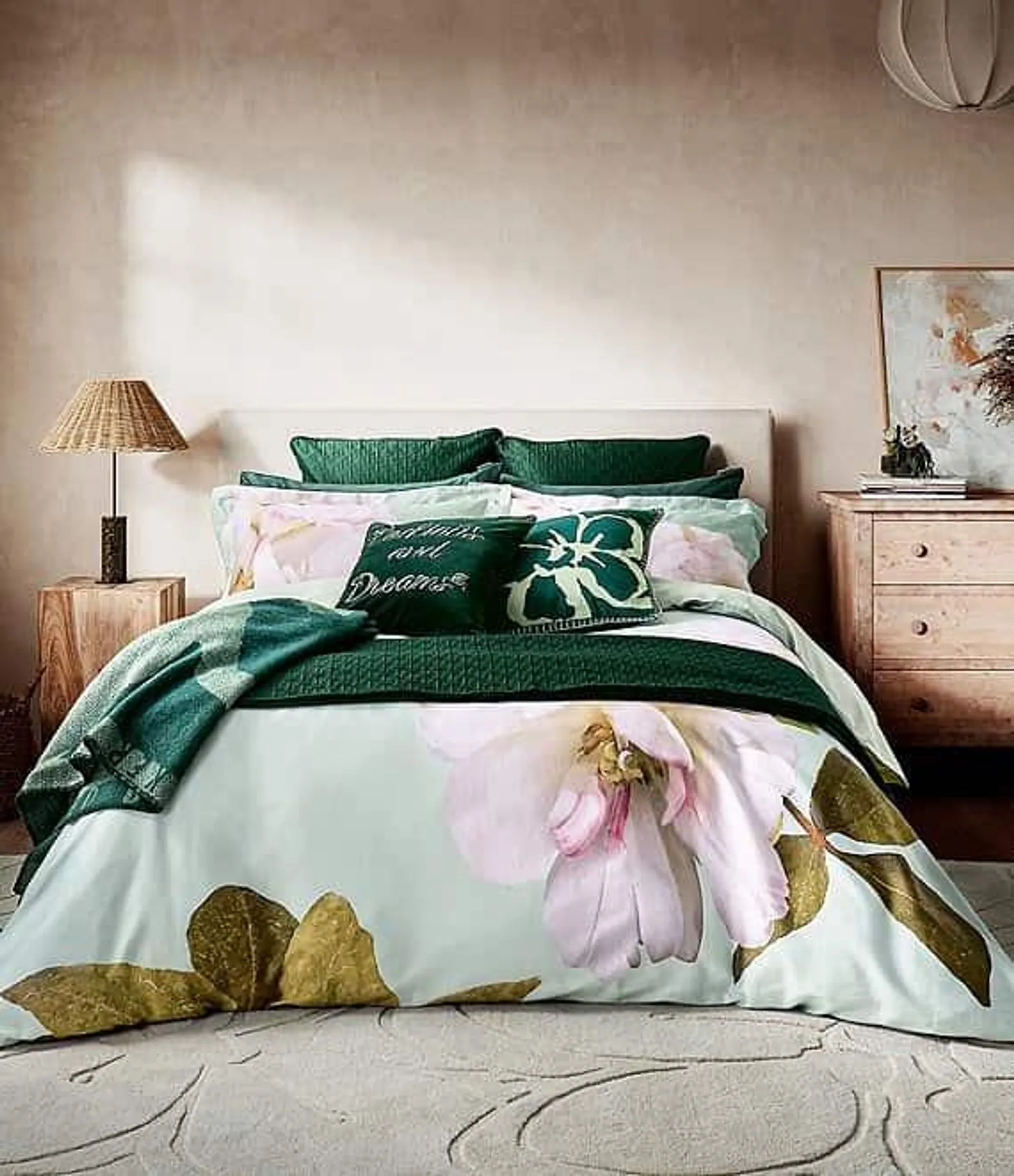 Gardenia Comforter Mini Set