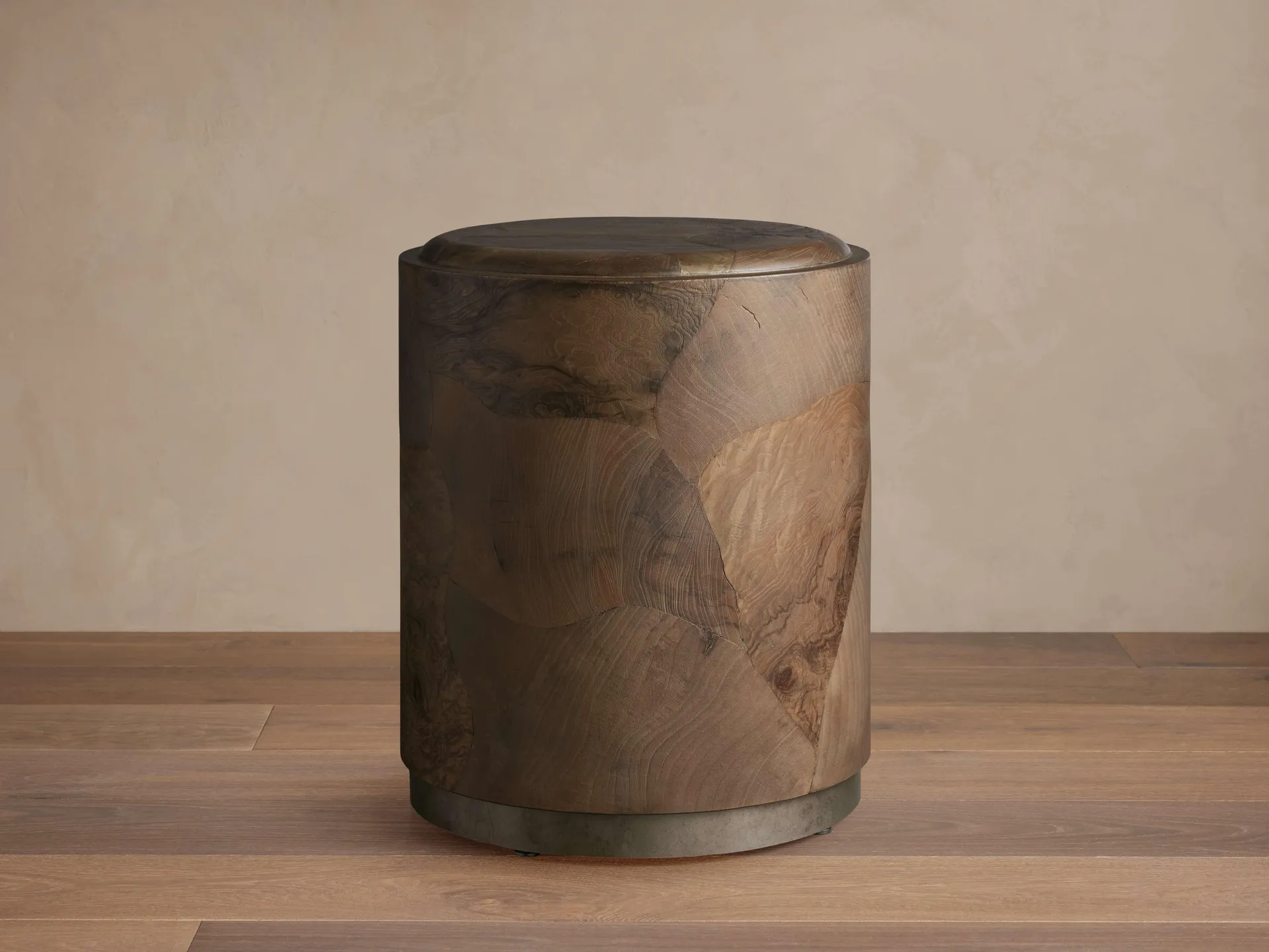 Polanco Round Plinth End Table