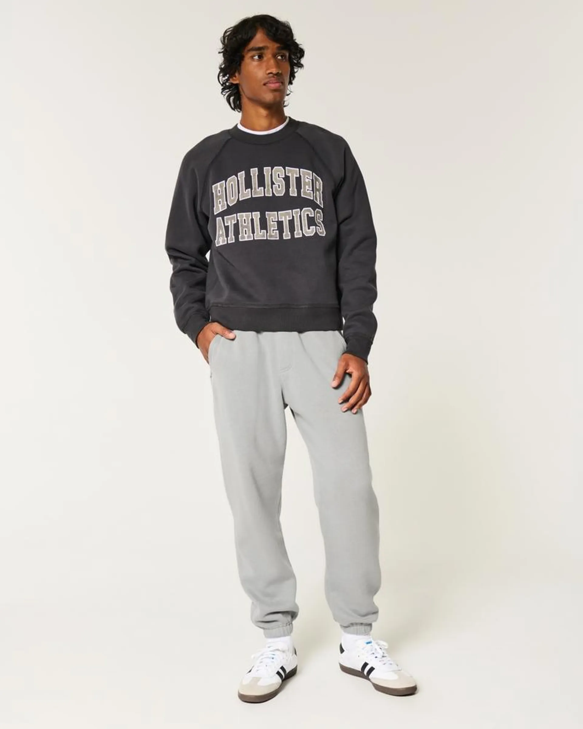 Relaxed Fleece Logo Joggers