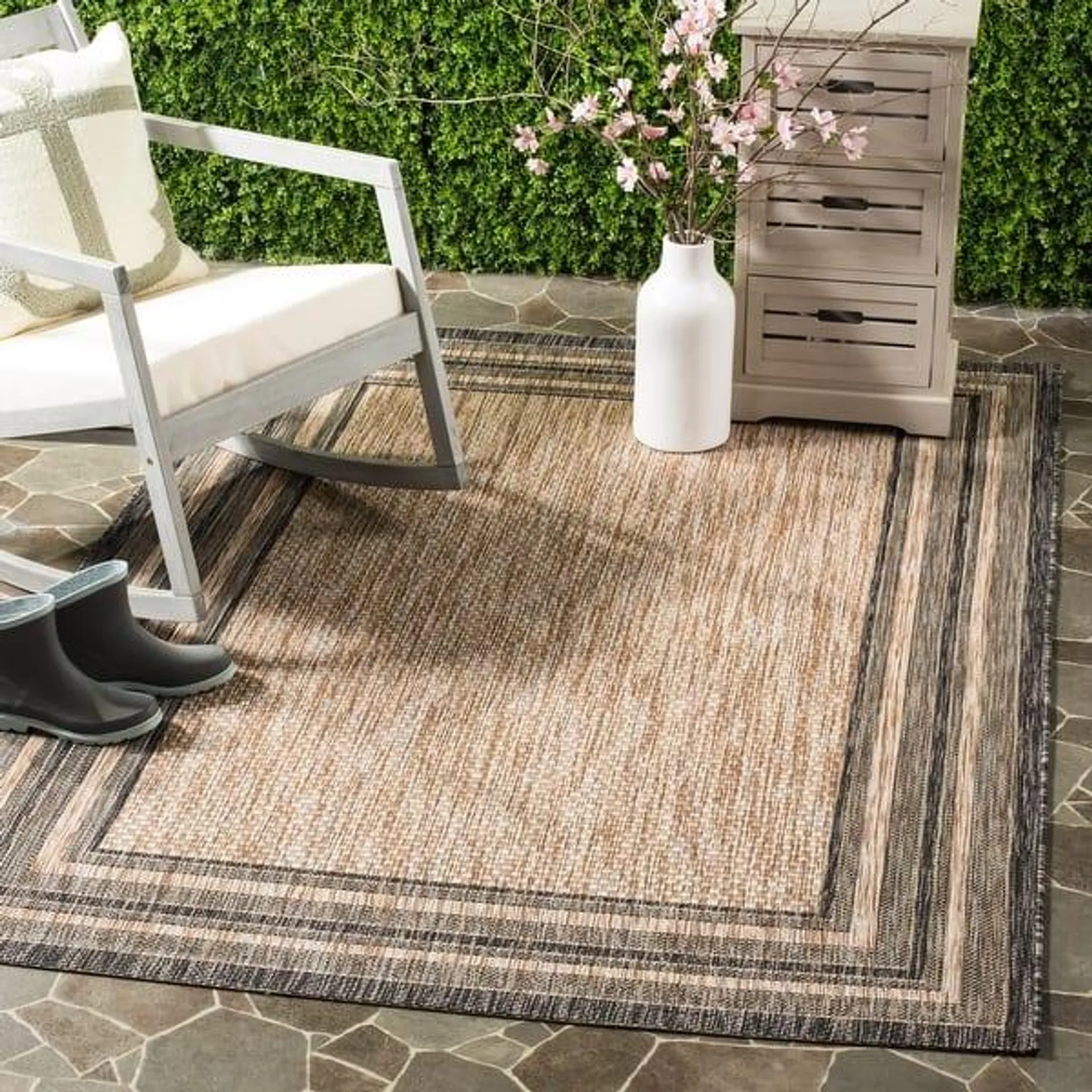 SAFAVIEH Courtyard Vickie Indoor/ Outdoor Waterproof Patio Backyard Rug