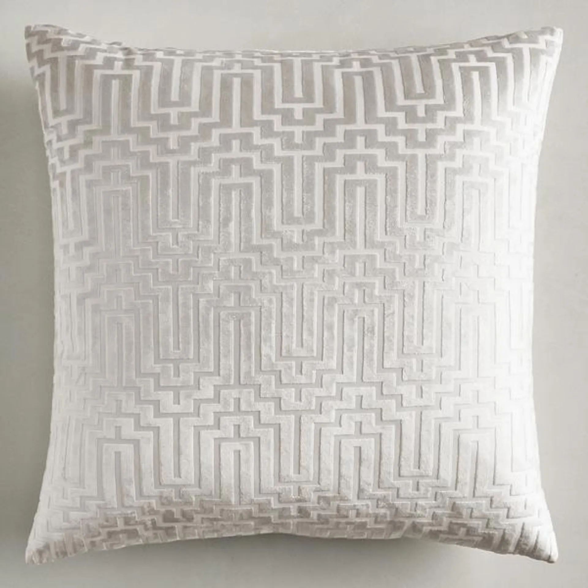 Porter Pillow 24" - Ivory