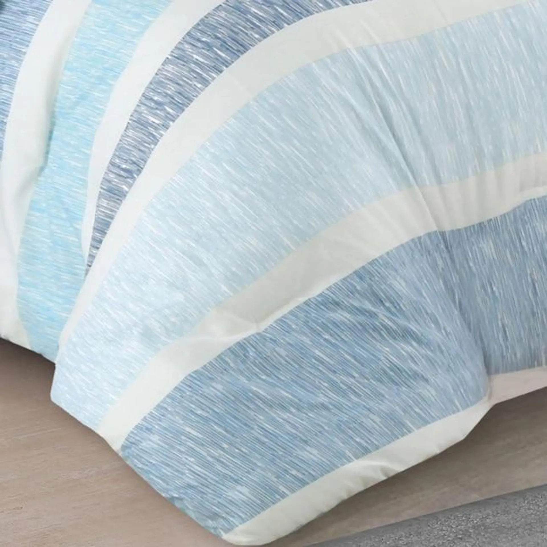 Estate Collection Delray Blue Stripe Reversible King Comforter Microfiber with (Fill)