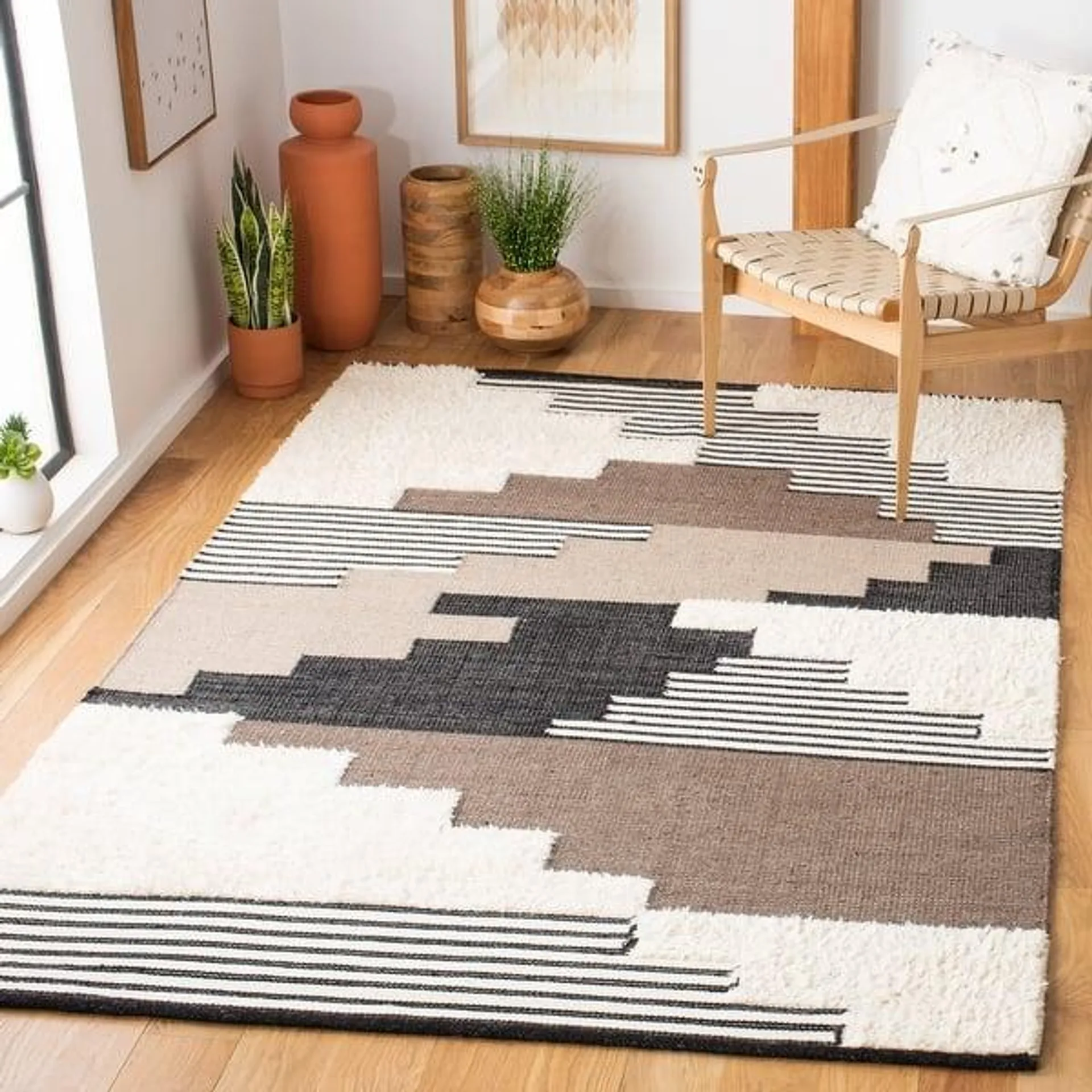 SAFAVIEH Handmade Kenya Atlandida Modern Tribal Wool Rug