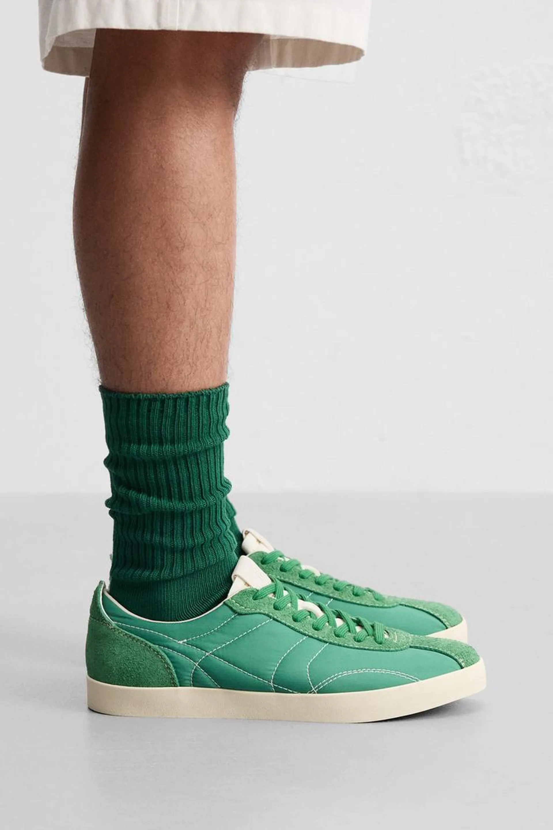 PADDED SNEAKERS