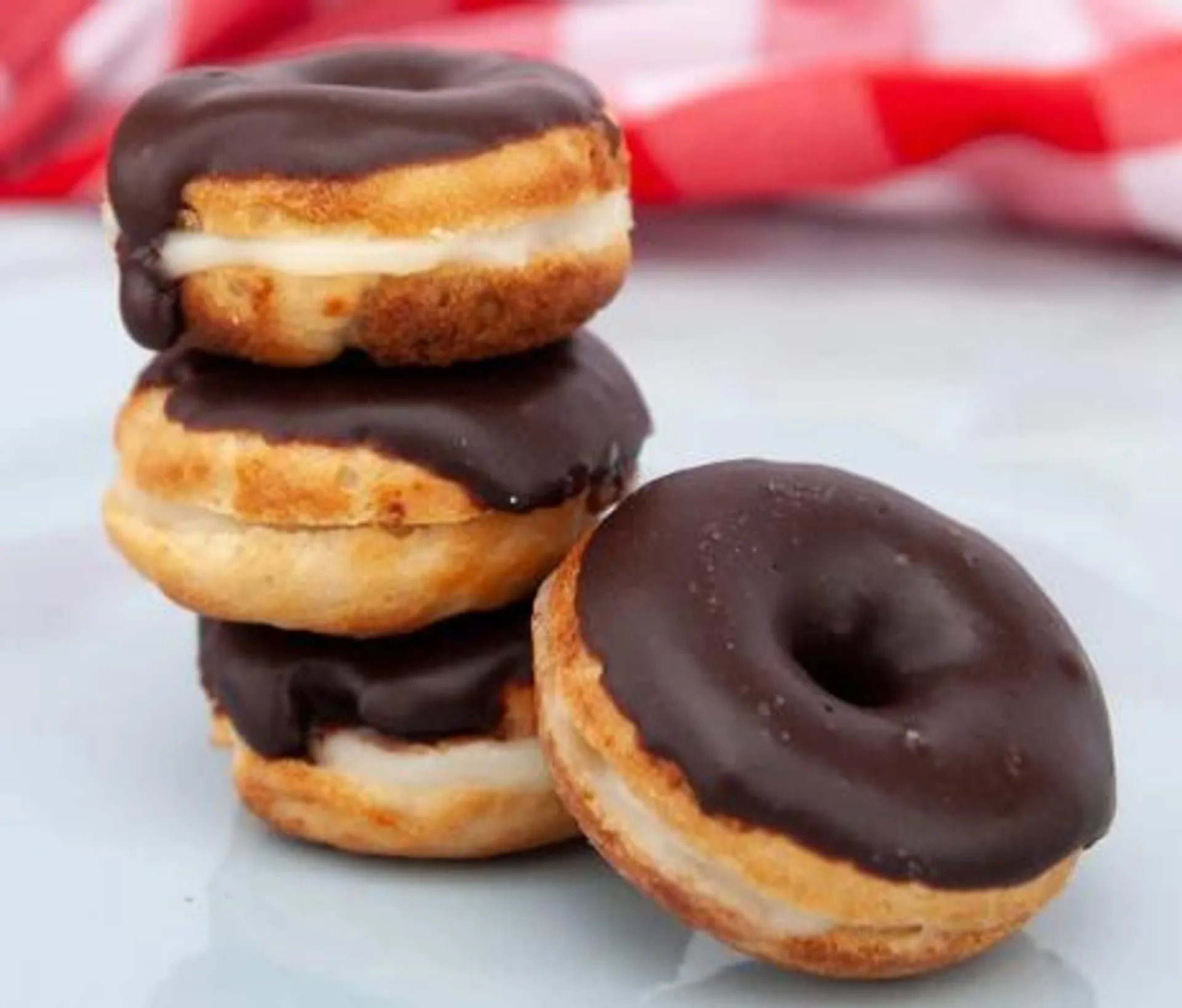 MINI BOSTON CREAM DONUTS