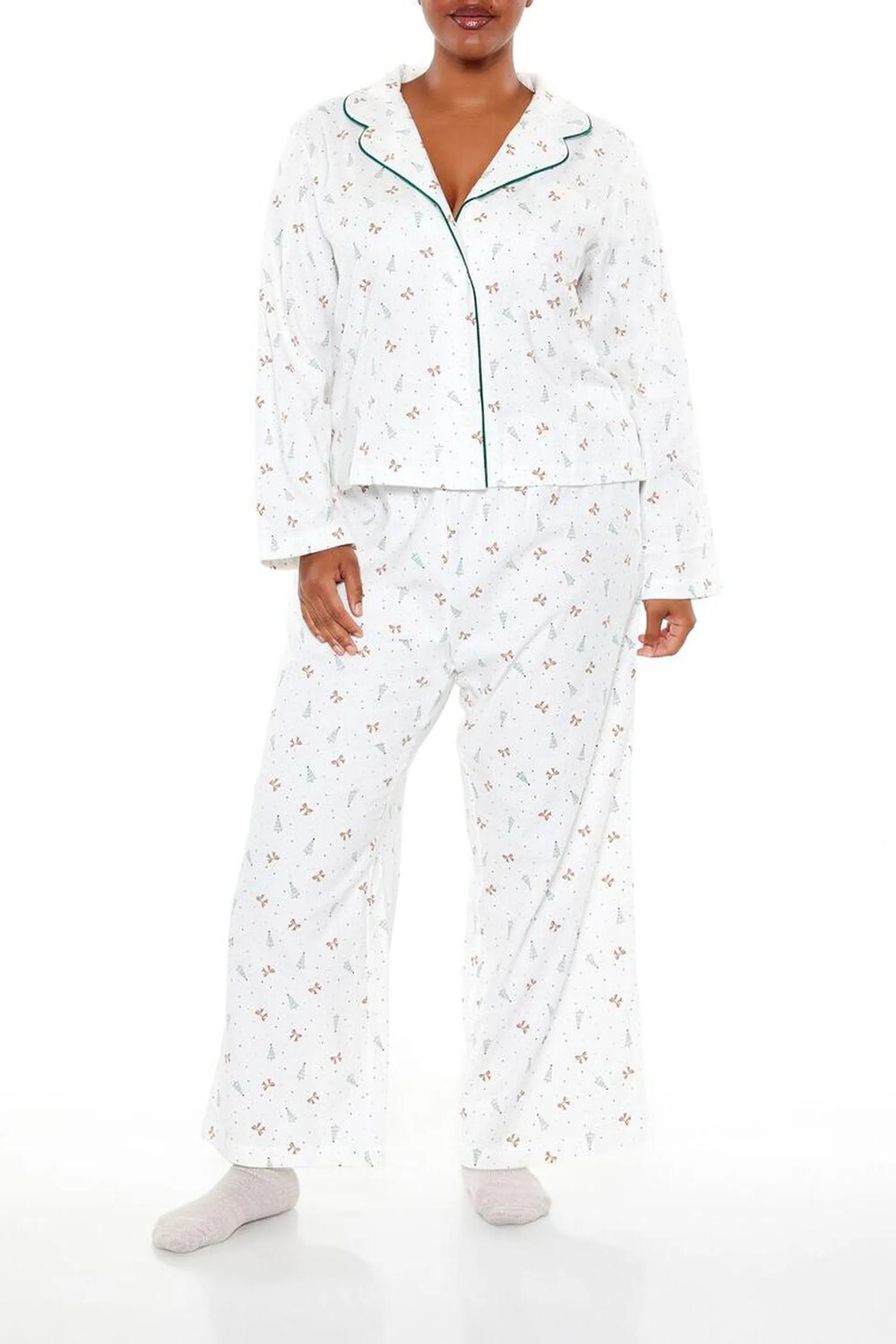 Plus Size Christmas Tree Shirt & Pants Pajama Set