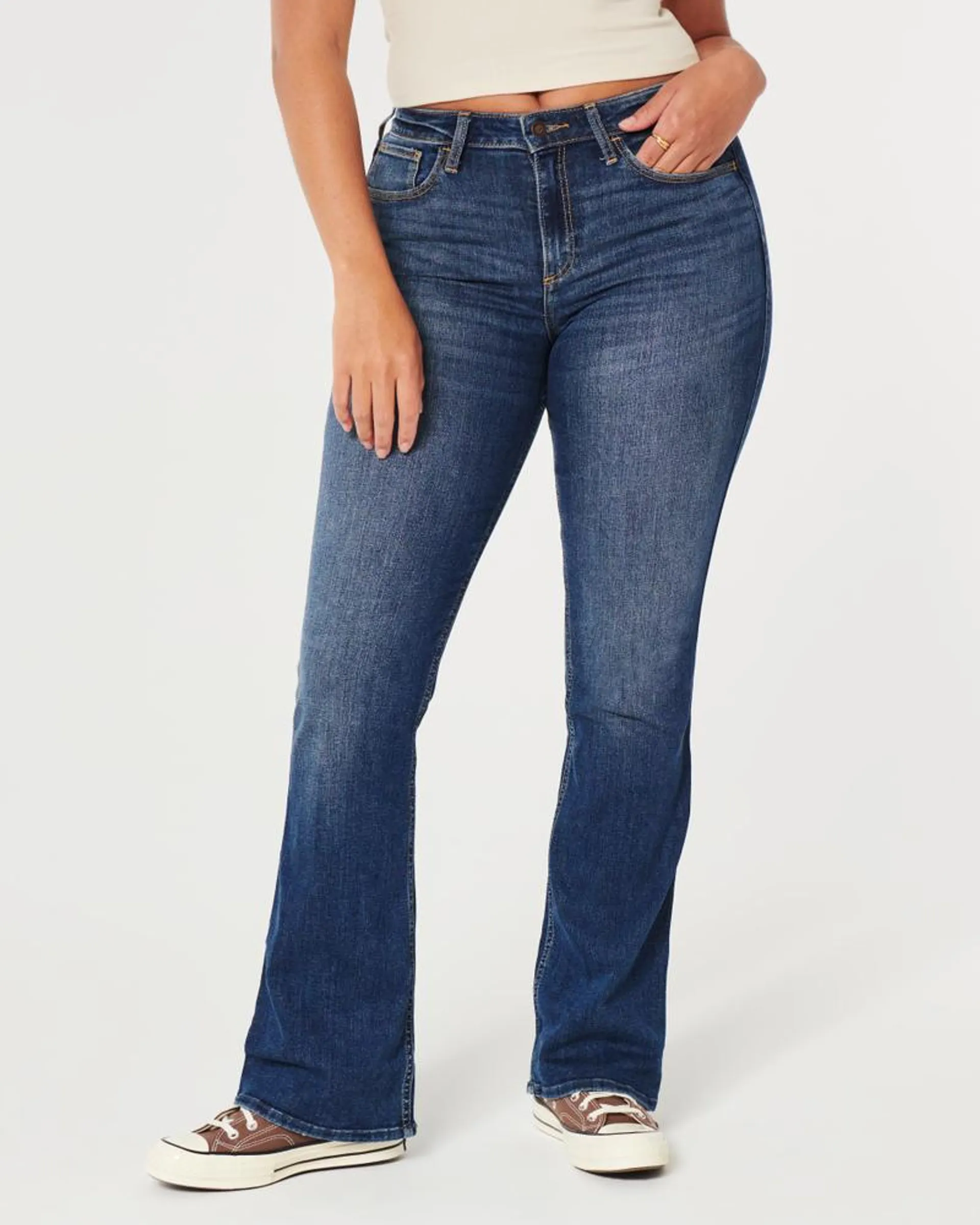 Curvy Mid-Rise Medium Wash Boot Jeans