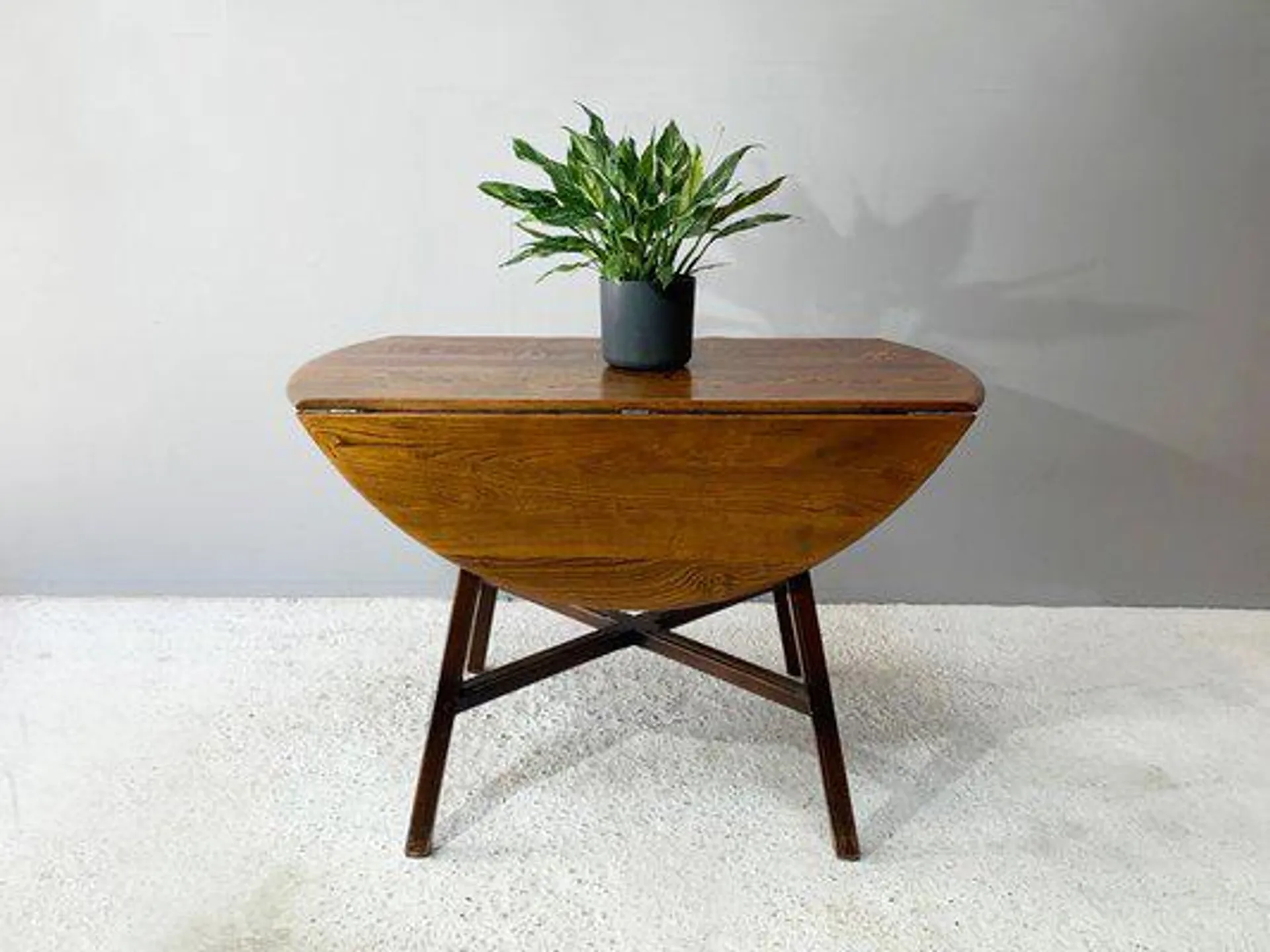 Model Old Colonial 377 Drop Leaf Table from Ercol, 1950s