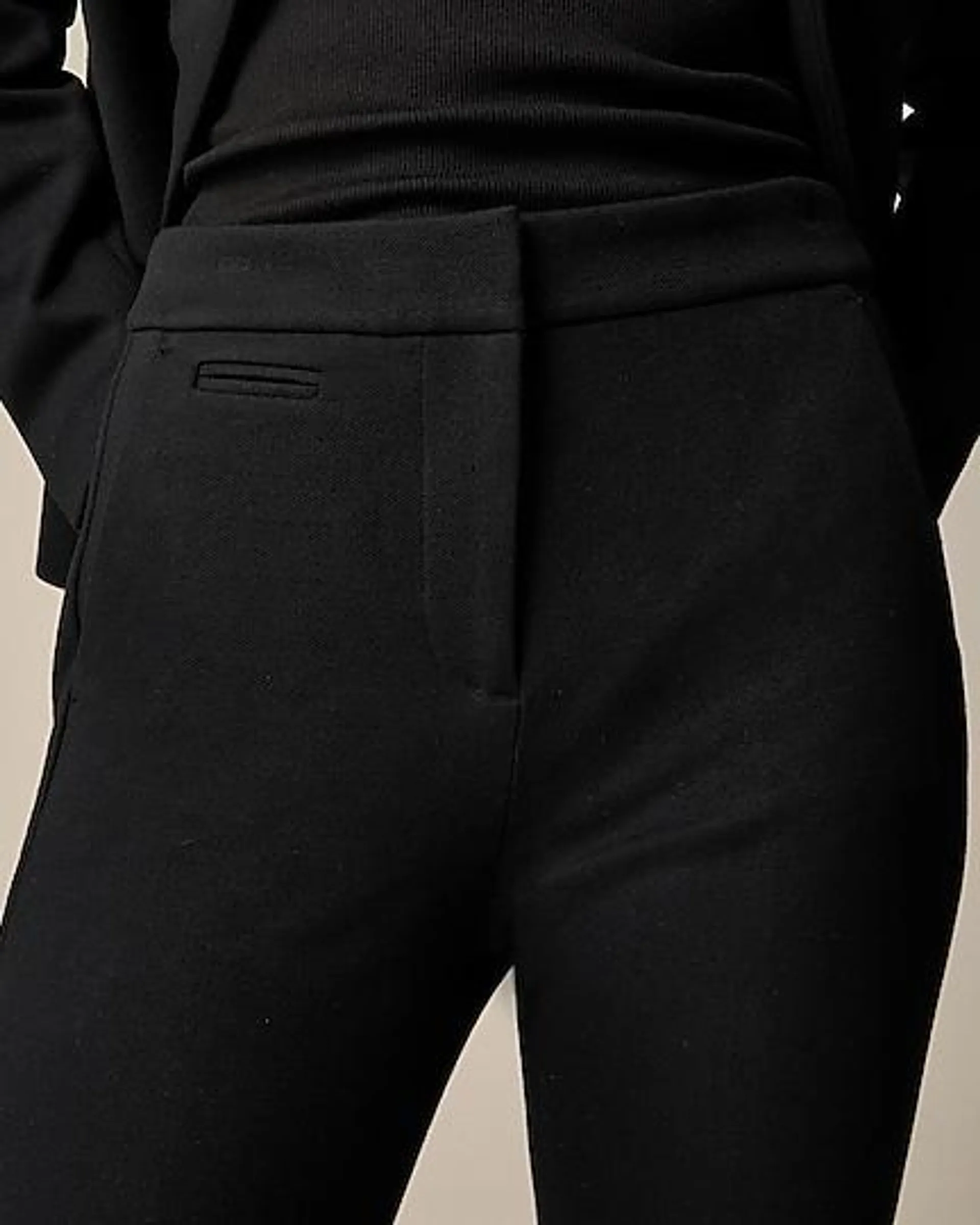 Going-out slim pant in stretch twill