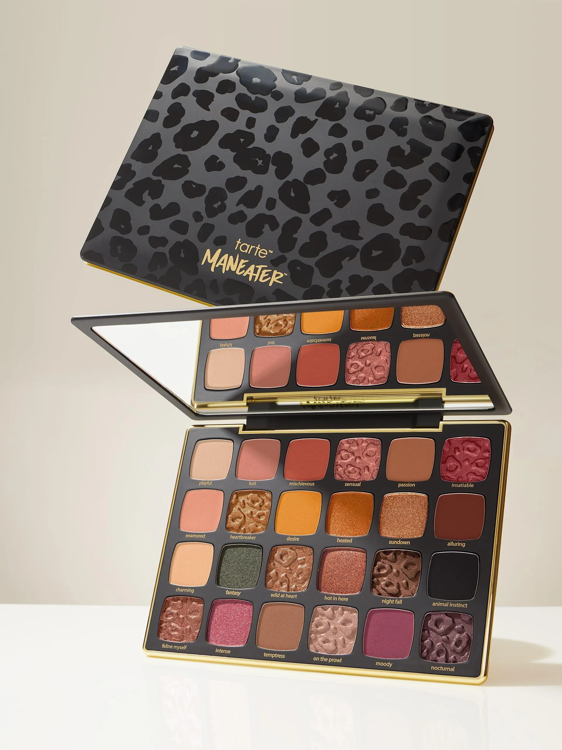 maneater™ after dark eyeshadow palette