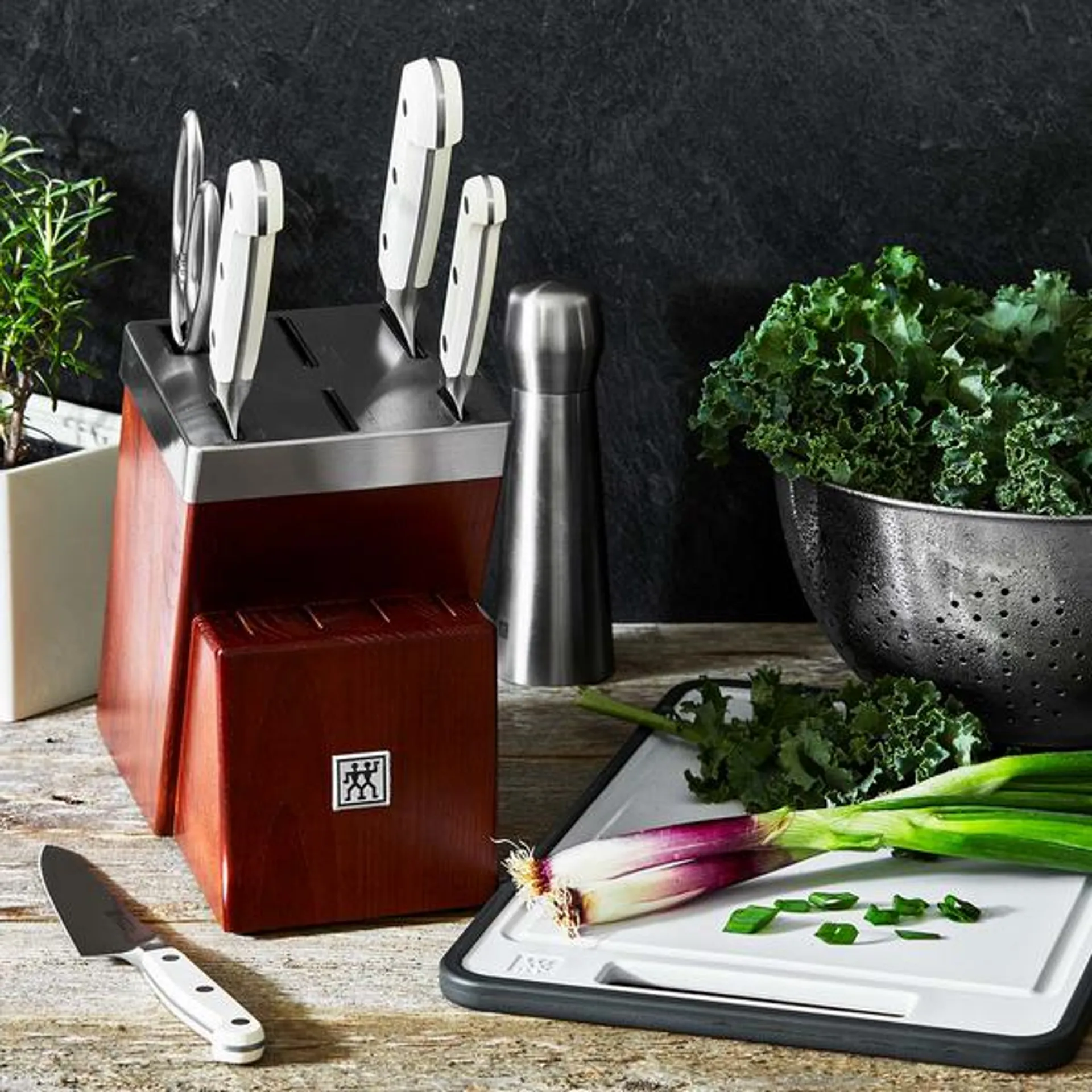 Zwilling J.A. Henckels Pro Le Blanc 7-Piece Self-Sharpening Knife Block Set