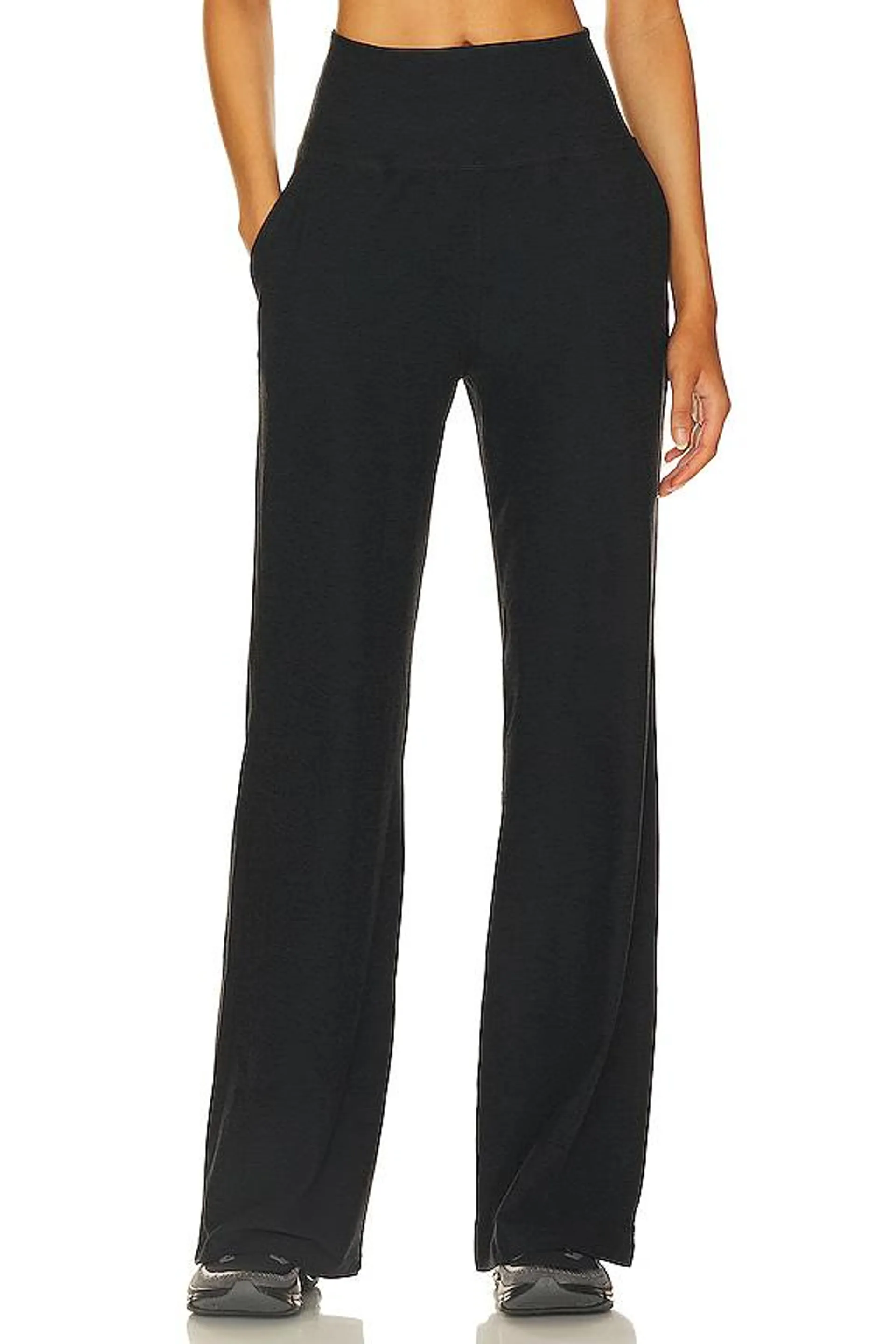 Easy Cropped Wide Leg Pant