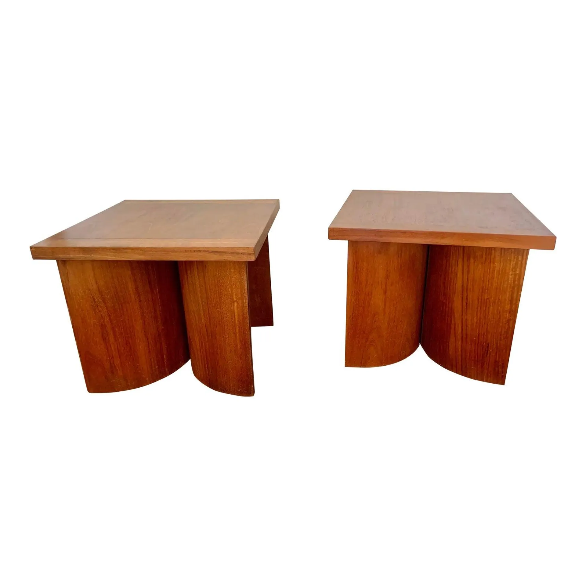 1970s Kroehler End Tables a Pair