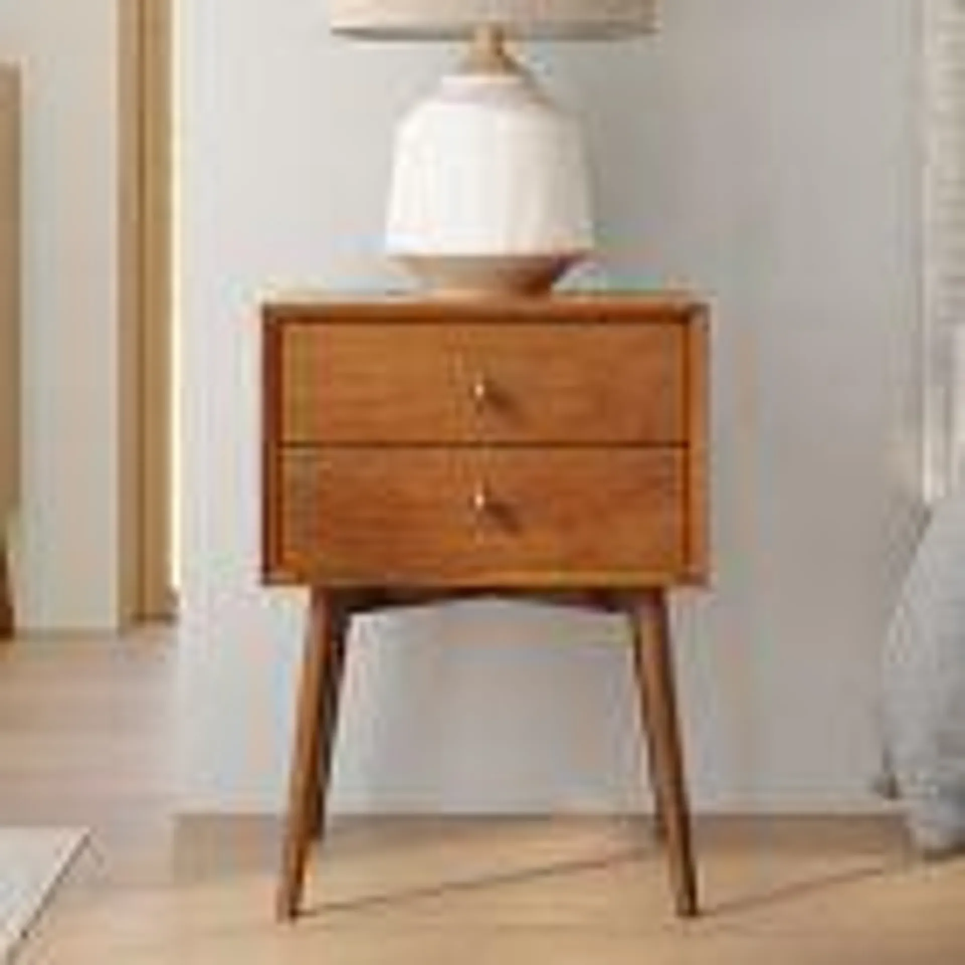 Mid-Century Closed Nightstand (18"–25")