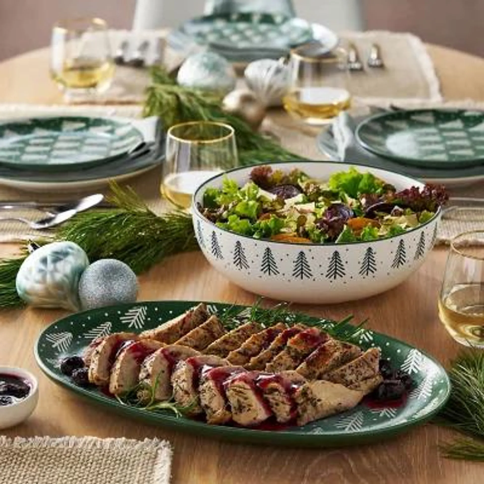 Member's Mark 2 Piece Stoneware Holiday Serveware Set (Choose Color)