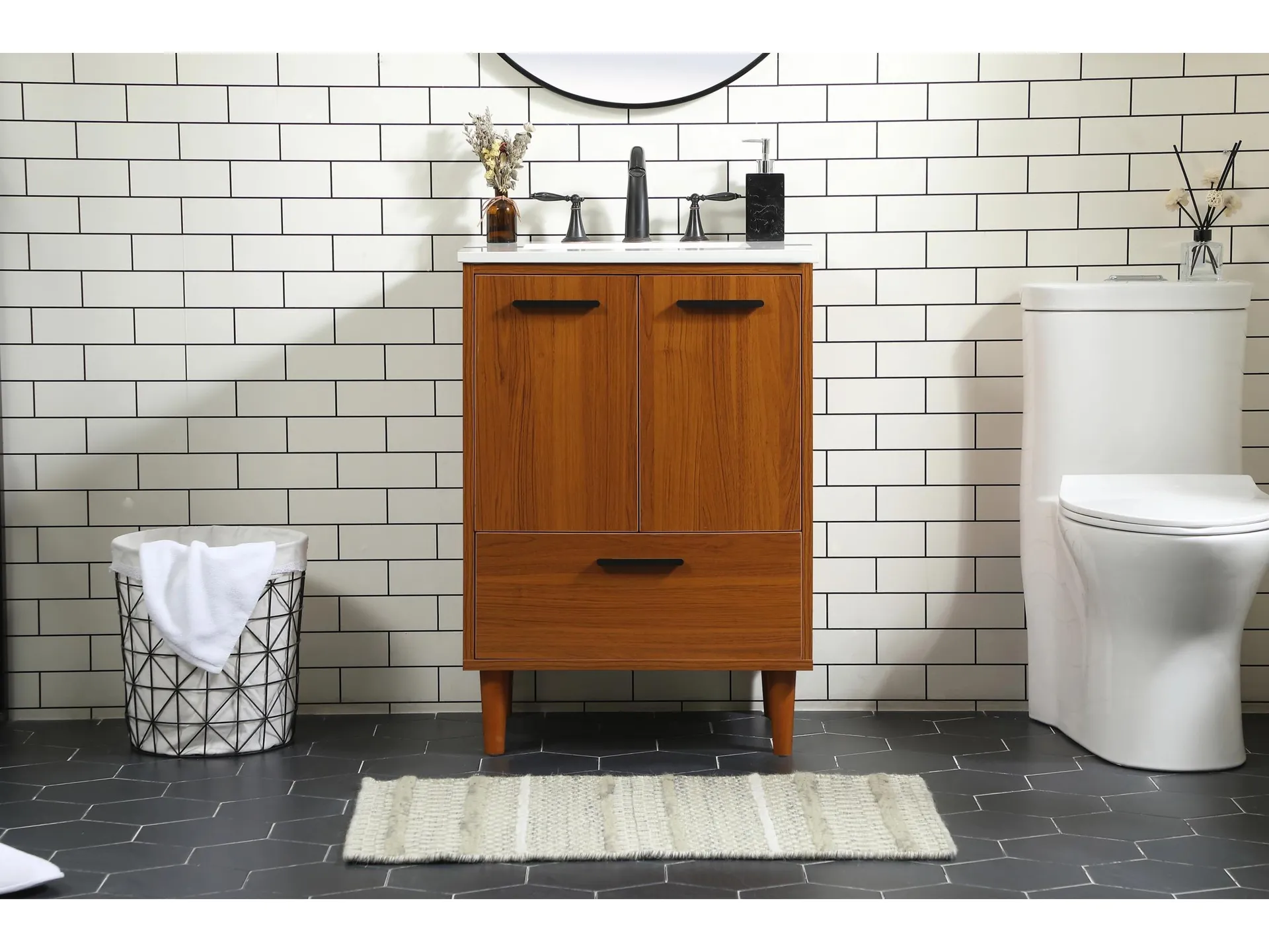 Baldwin 24" Single Bathroom Vanity Set