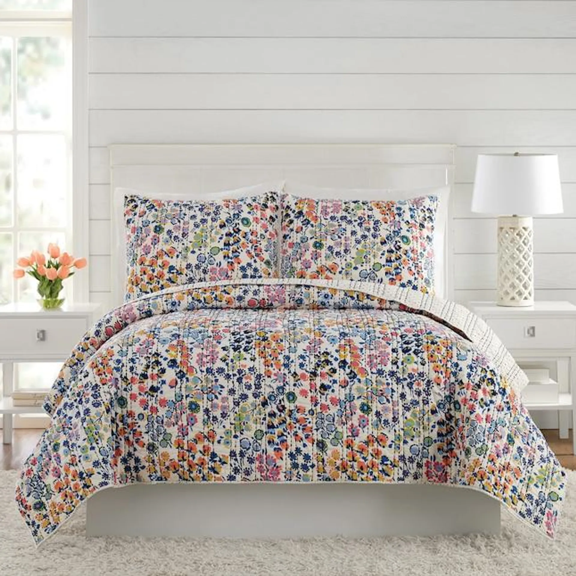 Vera Bradley Petite Floral Multiple Colors/Finishes Floral Reversible Full/Queen Quilt Cotton with (Cotton Fill)