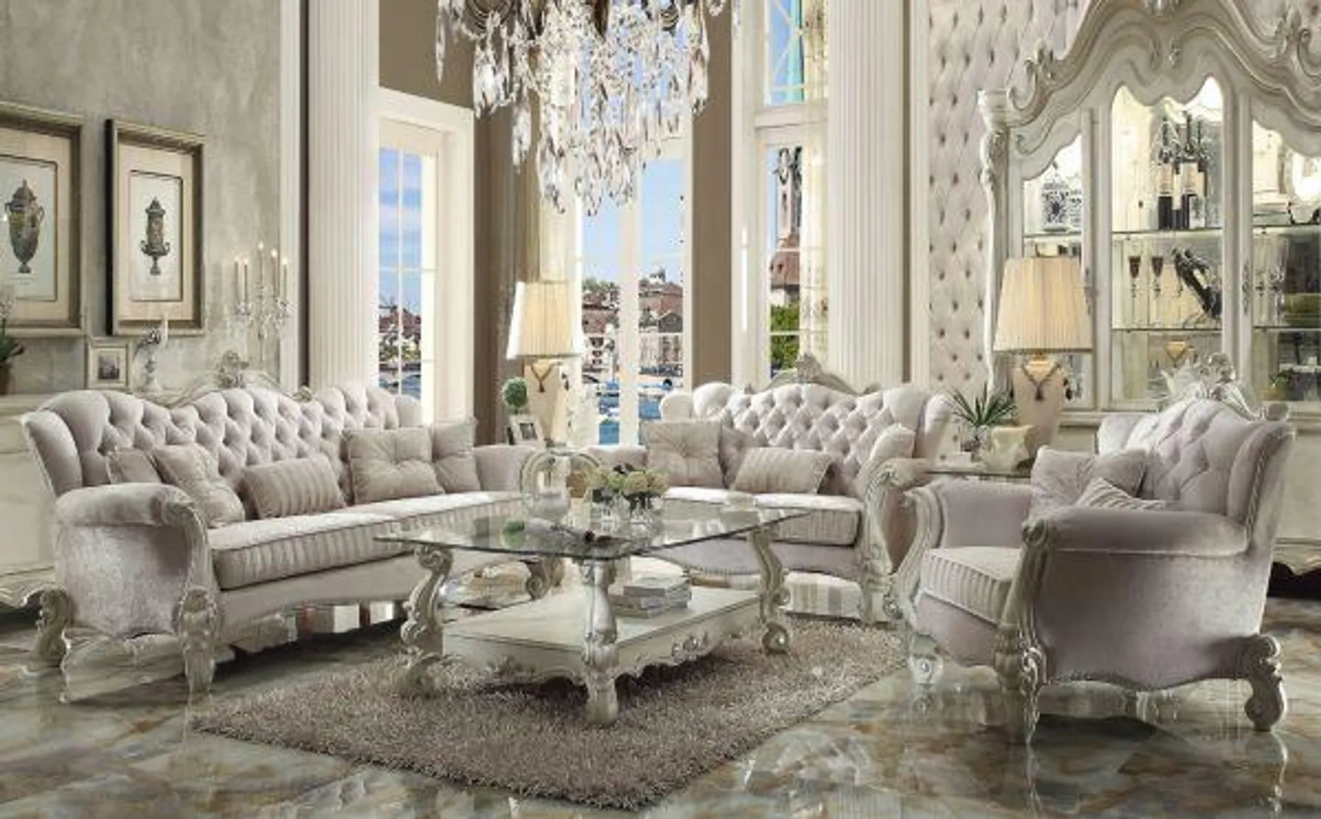 Versailles Sofa W/5 Pillows