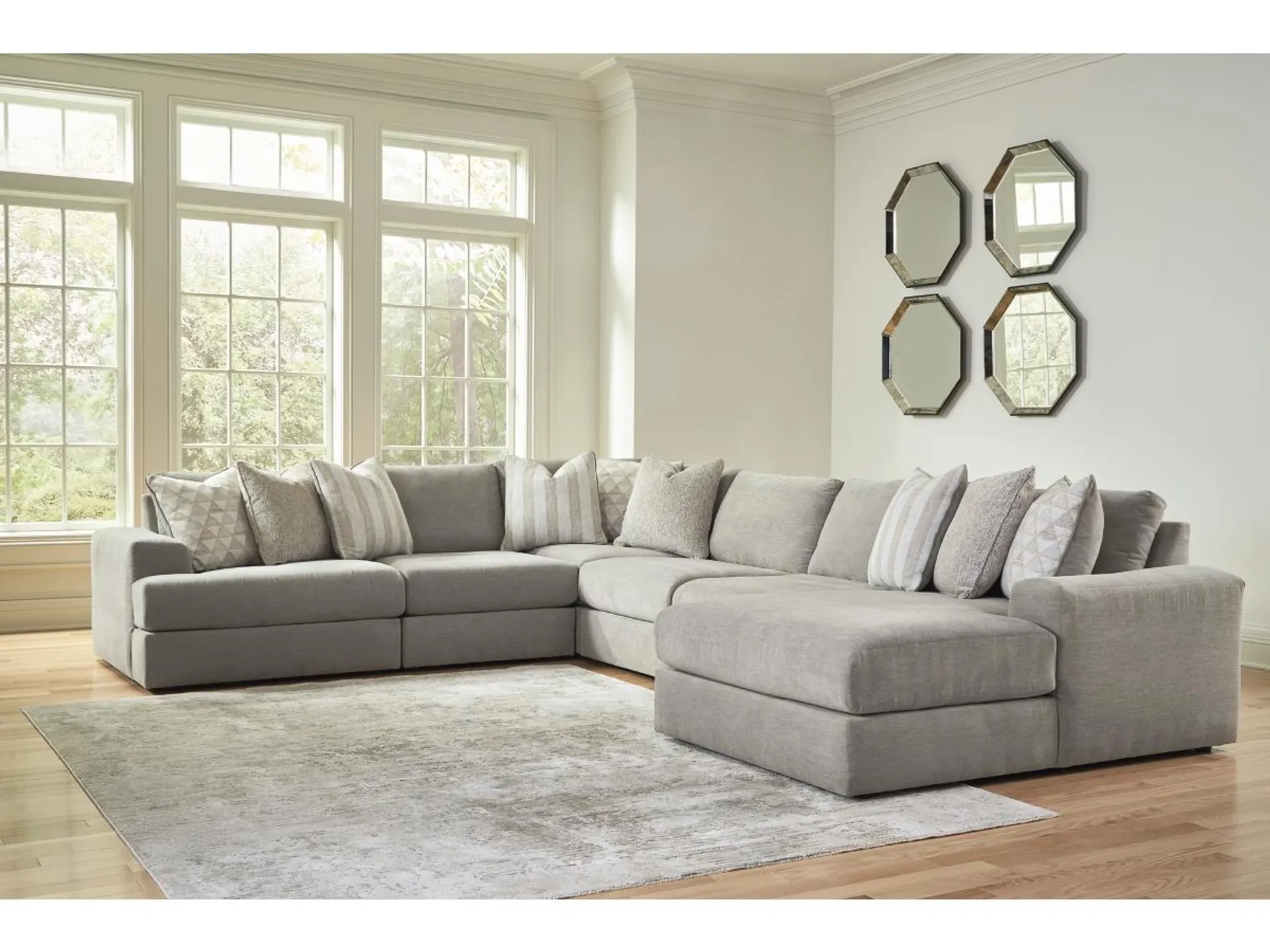 Avaliyah 6-Piece Modular Sectional with Chaise