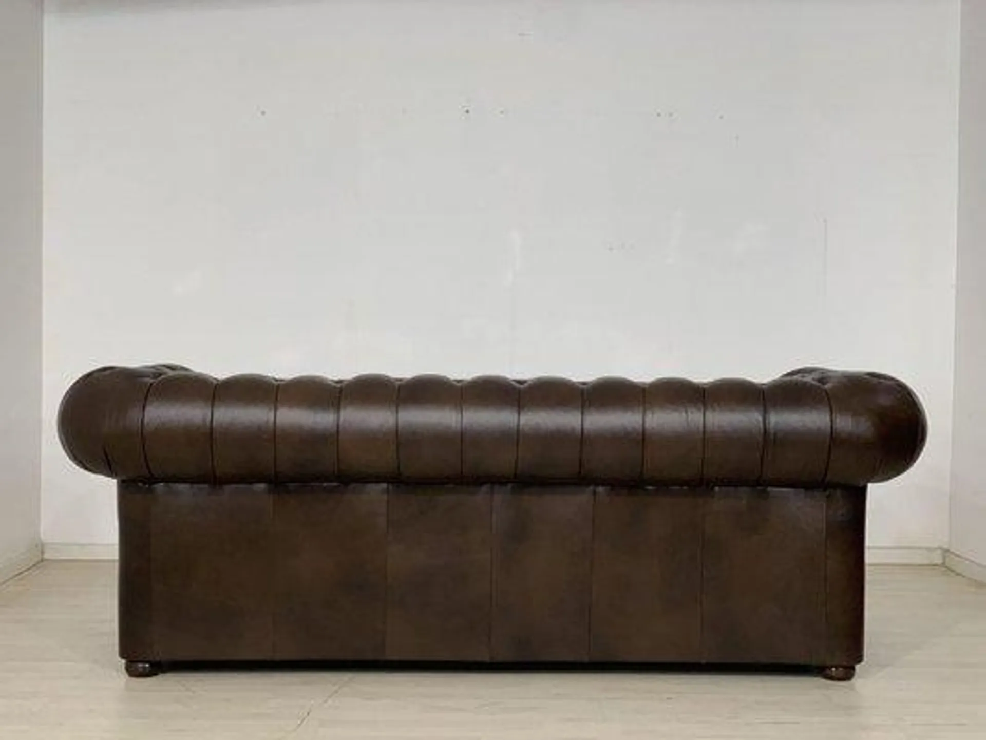 English Chesterfield Sofa in Leather